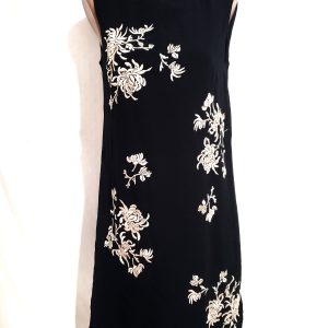 Чорна сукня з вишивкою віскоза - елегантна жіноча сукня з квітковим принтом