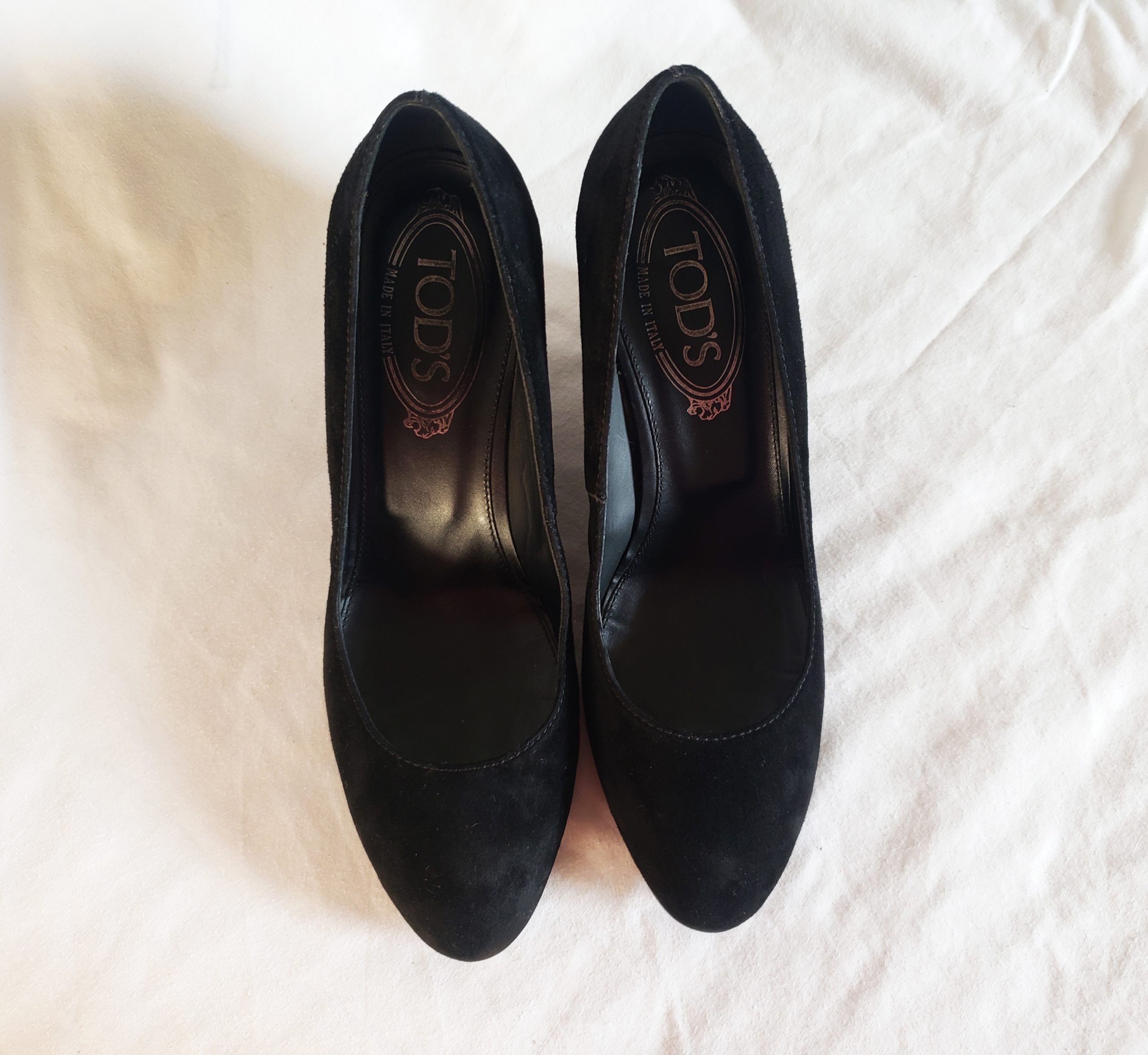 Стильні чорні замшеві туфлі TOD'S - елегантна класика для модних жінок 36 розмір 10 Стильні чорні замшеві туфлі TOD'S - елегантна класика для модних жінок 36 розмір - Зображення 10
