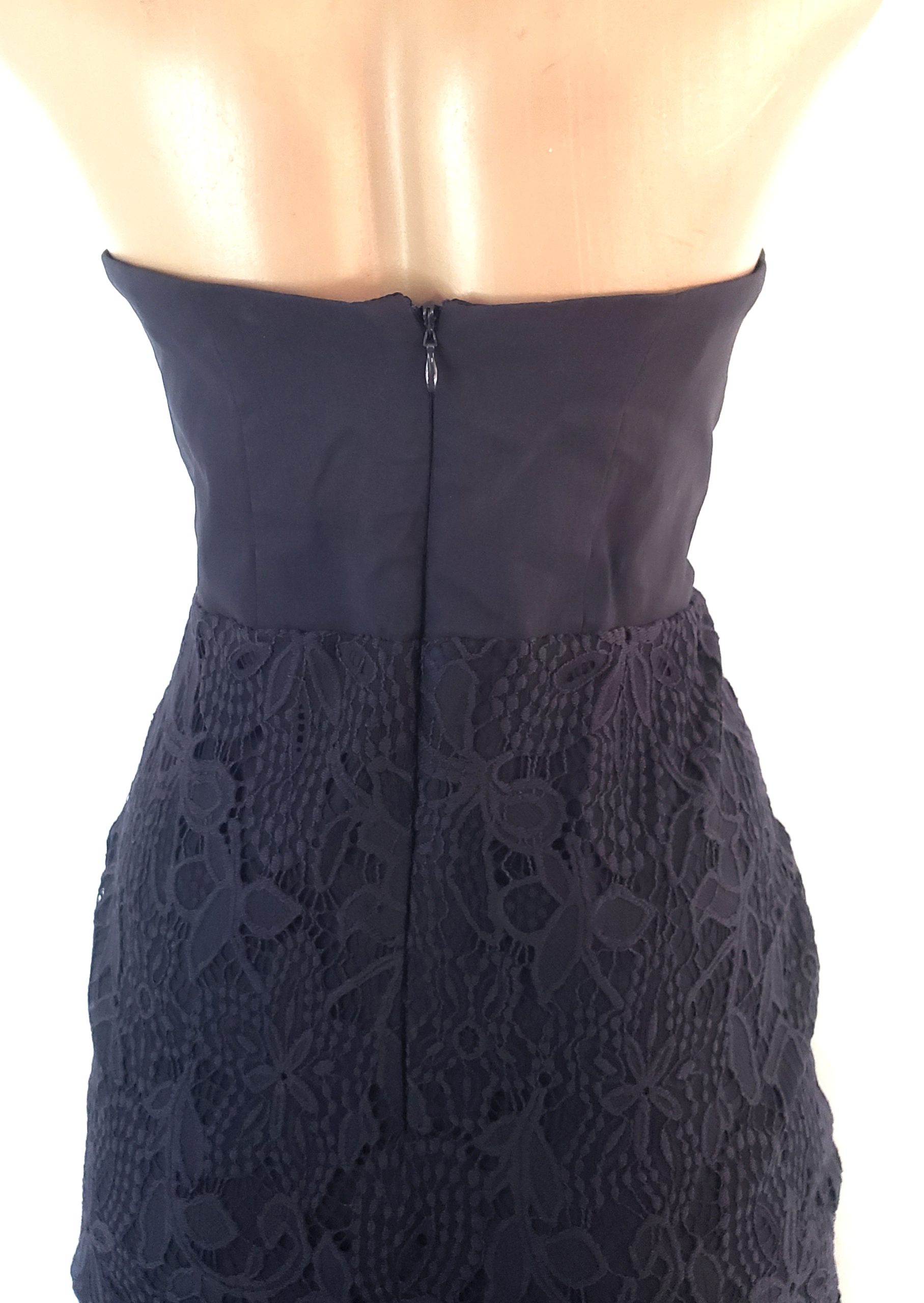 Чорна коктейльна сукня Lipsy з мереживом - вечірня сукня для особливих випадків 5 Чорна коктейльна сукня Lipsy з мереживом - вечірня сукня для особливих випадків - Зображення 5