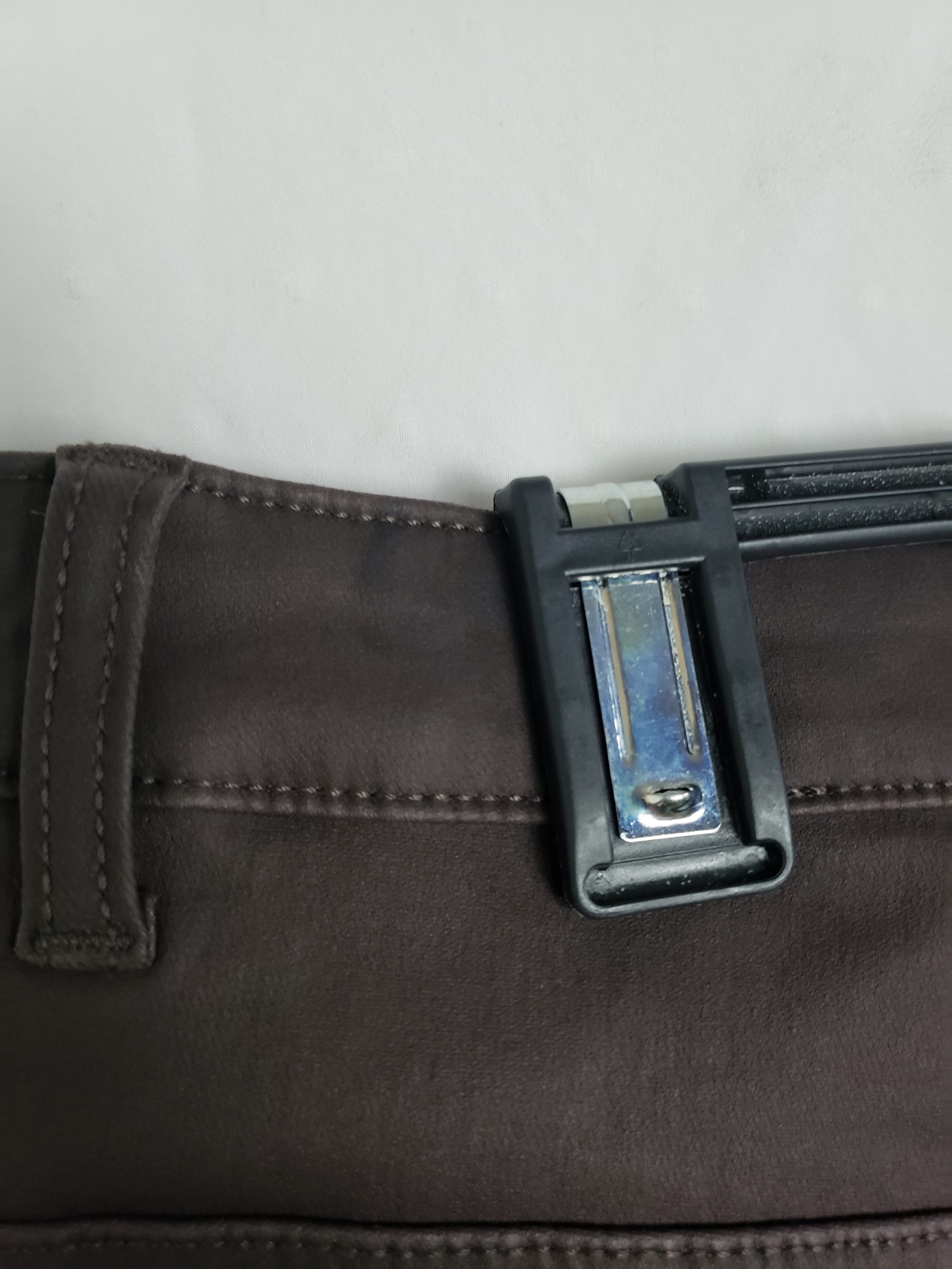 Коричневі жіночі брюки з віскози New Look Brooke - класичні штани з високою талією 10 Коричневі жіночі брюки з віскози New Look Brooke - класичні штани з високою талією - Зображення 10