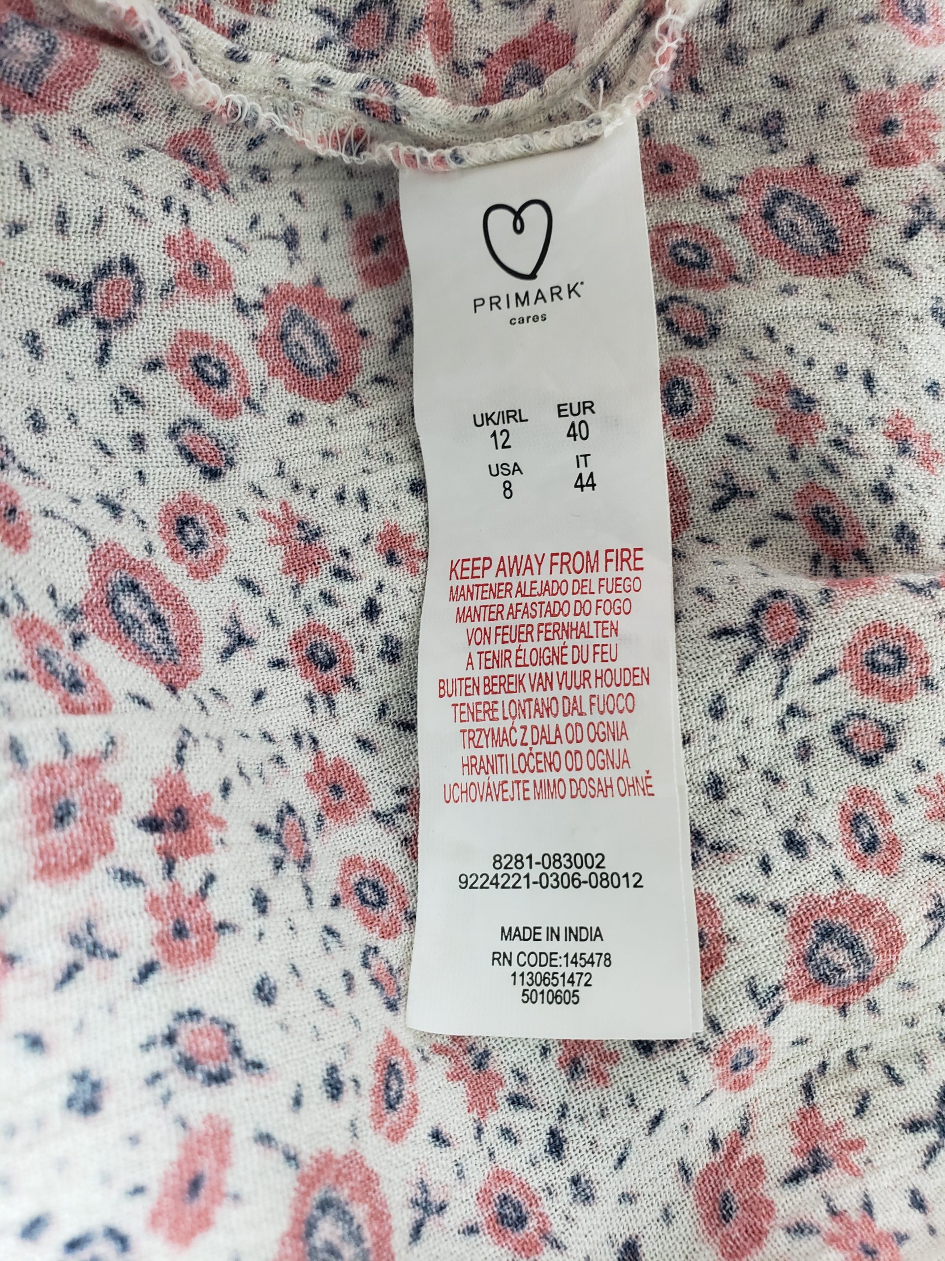 Стильна Віскозна Сукня з Квітковим Принтом - Елегантний Модний Образ 7 Стильна Віскозна Сукня з Квітковим Принтом - Елегантний Модний Образ - Зображення 7