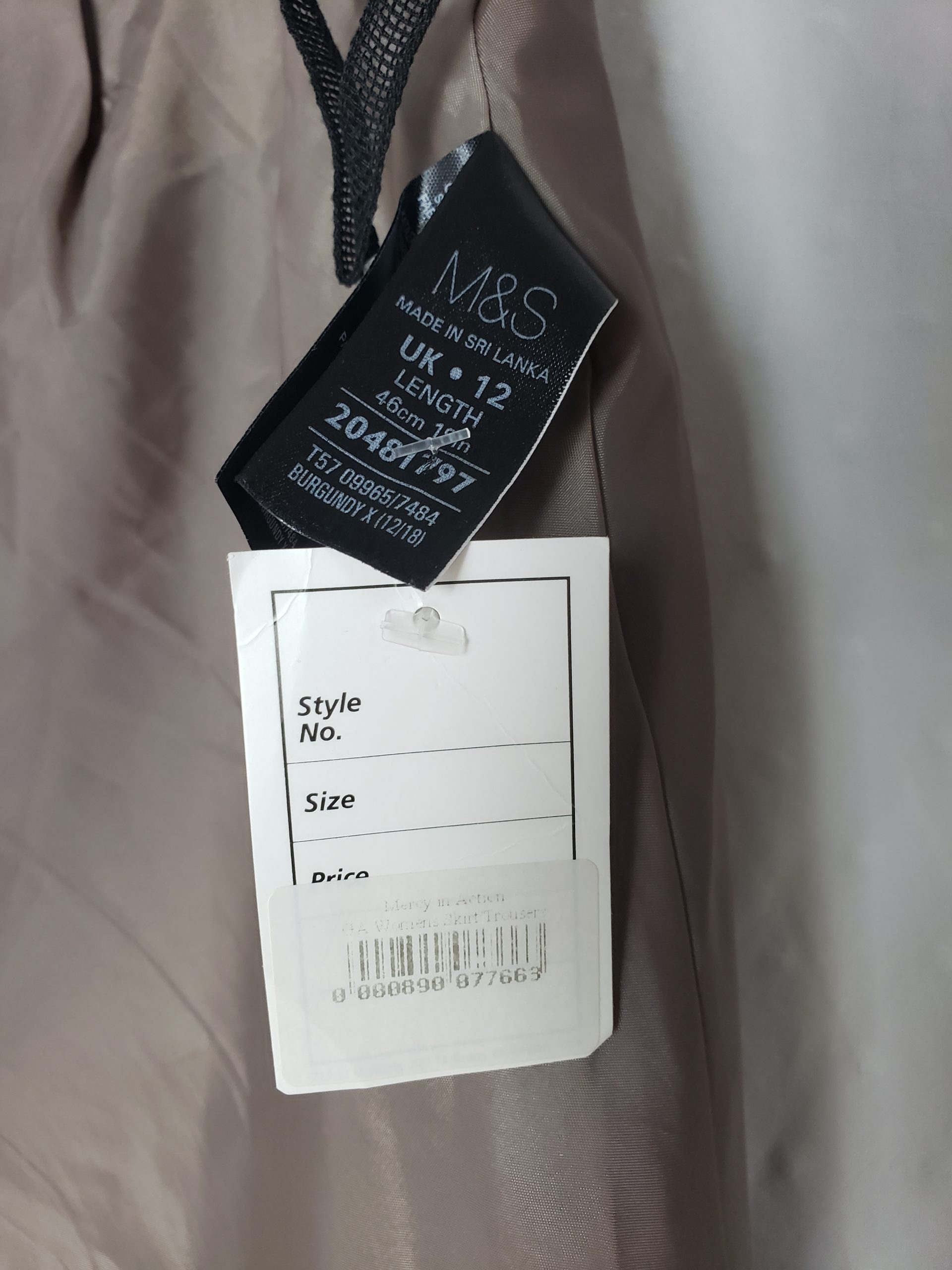 Стильна шерстяна спідниця з принтом - ідеальна для осінньо-зимового гардеробу 5 Стильна шерстяна спідниця з принтом - ідеальна для осінньо-зимового гардеробу - Зображення 5