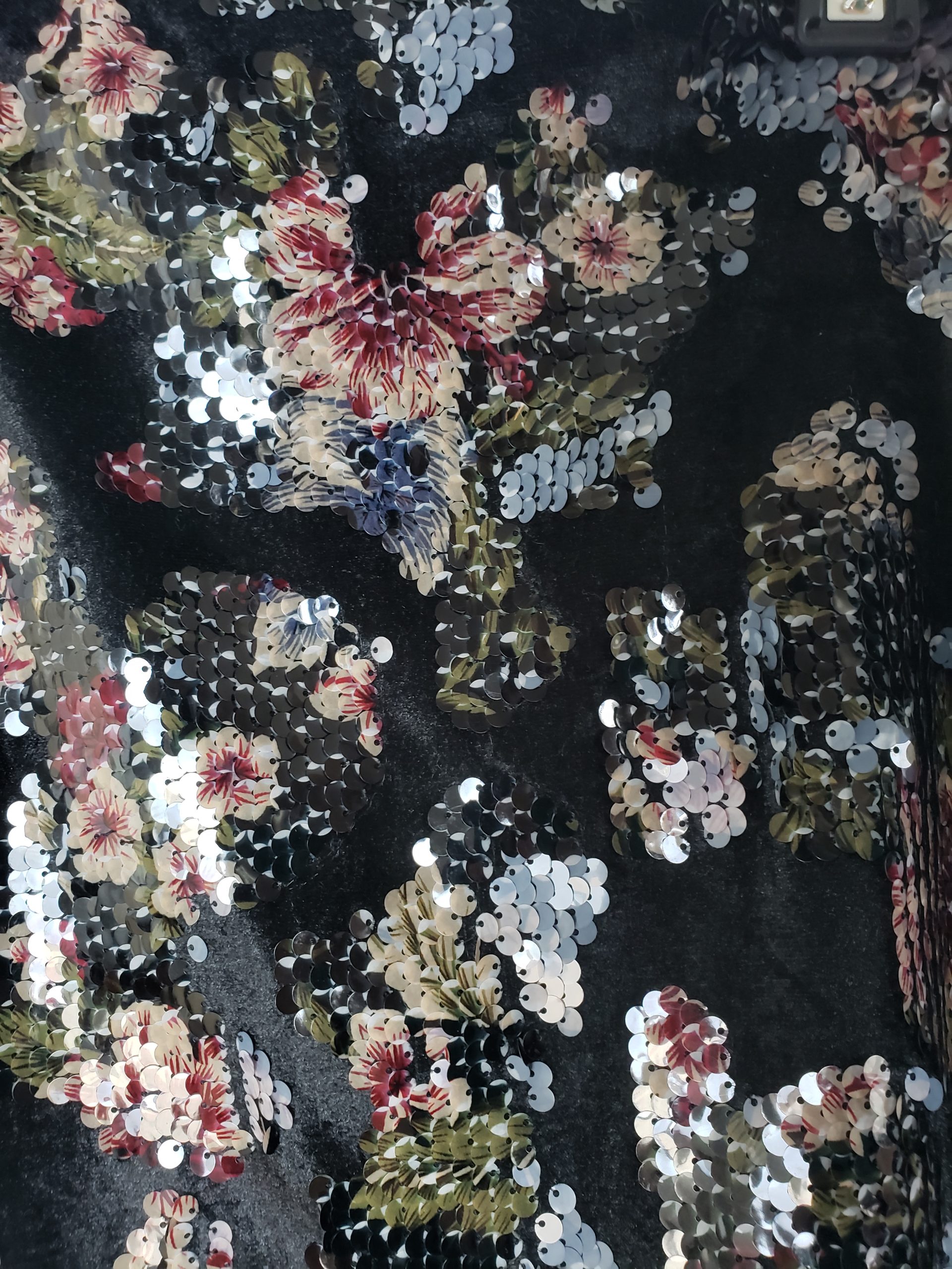 Чорна спідниця з паєтками та квітковою вишивкою Bebe Plus - святкова спідниця для особливих випадків розмір L 7 Чорна спідниця з паєтками та квітковою вишивкою Bebe Plus - святкова спідниця для особливих випадків розмір L - Зображення 7