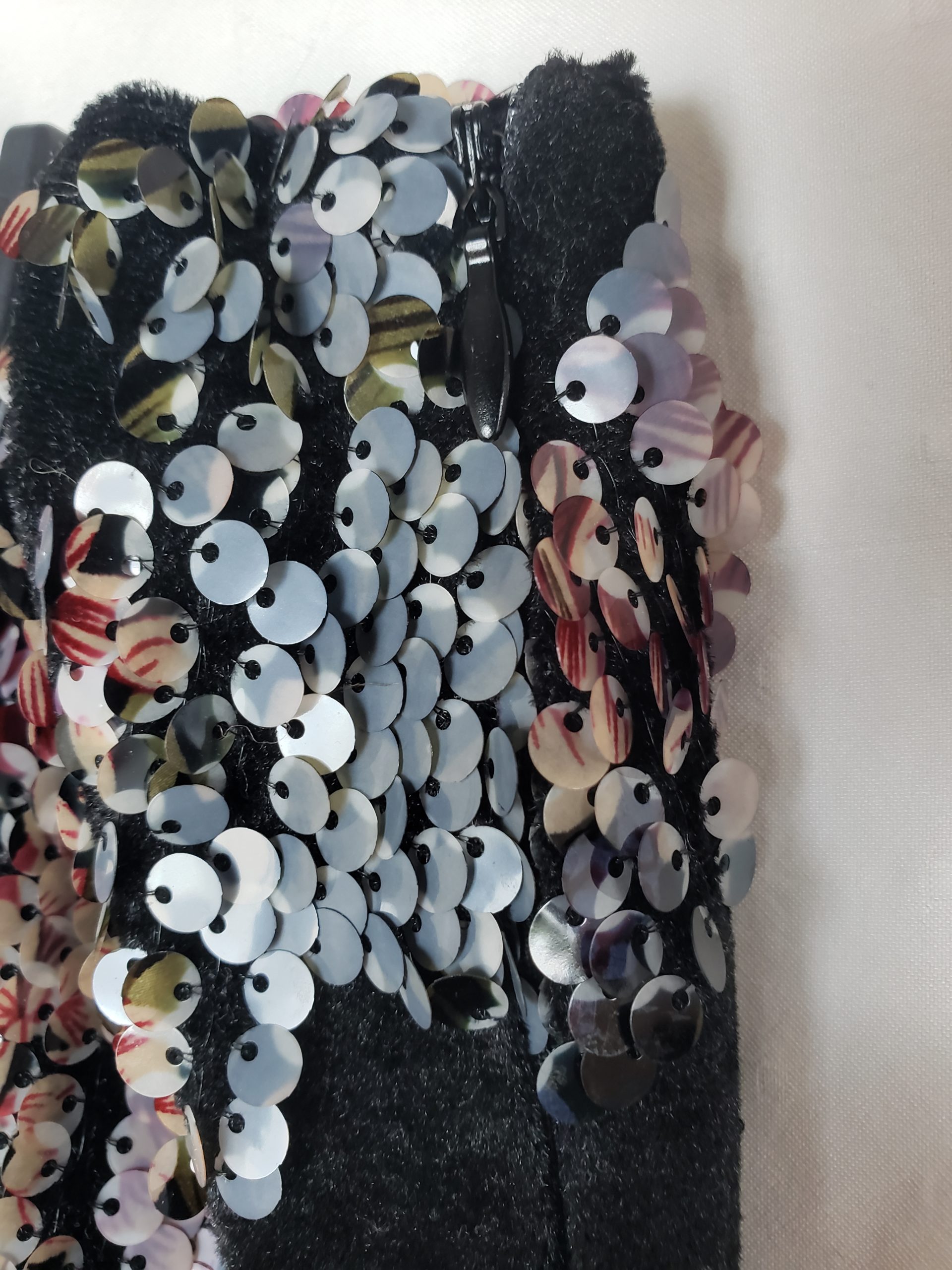 Чорна спідниця з паєтками та квітковою вишивкою Bebe Plus - святкова спідниця для особливих випадків розмір L 6 Чорна спідниця з паєтками та квітковою вишивкою Bebe Plus - святкова спідниця для особливих випадків розмір L - Зображення 6