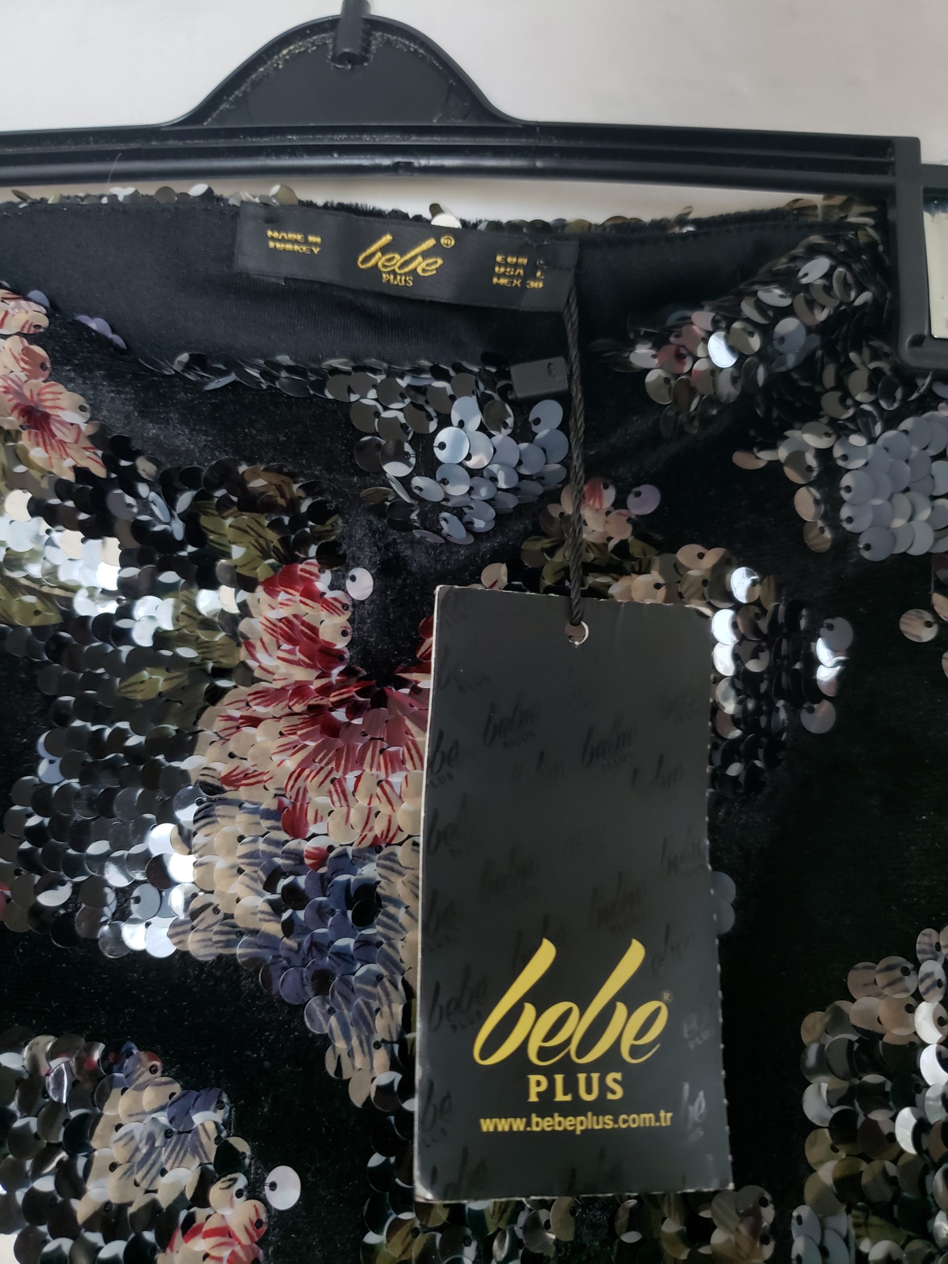 Чорна спідниця з паєтками та квітковою вишивкою Bebe Plus - святкова спідниця для особливих випадків розмір L 5 Чорна спідниця з паєтками та квітковою вишивкою Bebe Plus - святкова спідниця для особливих випадків розмір L - Зображення 5