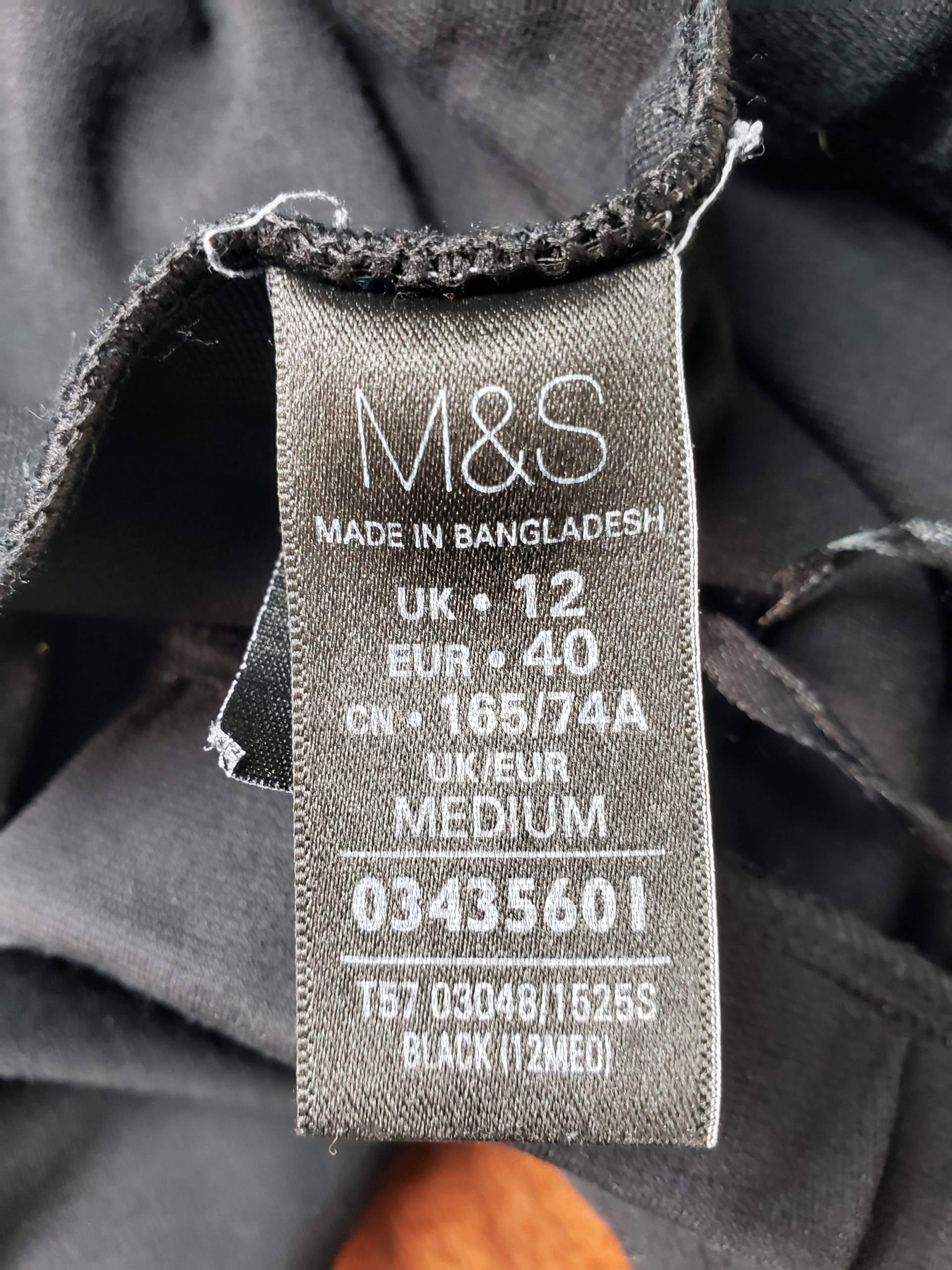 Чорні класичні жіночі штани із віскози, M&S розмір L 8 Чорні класичні жіночі штани із віскози, M&S розмір L - Зображення 8