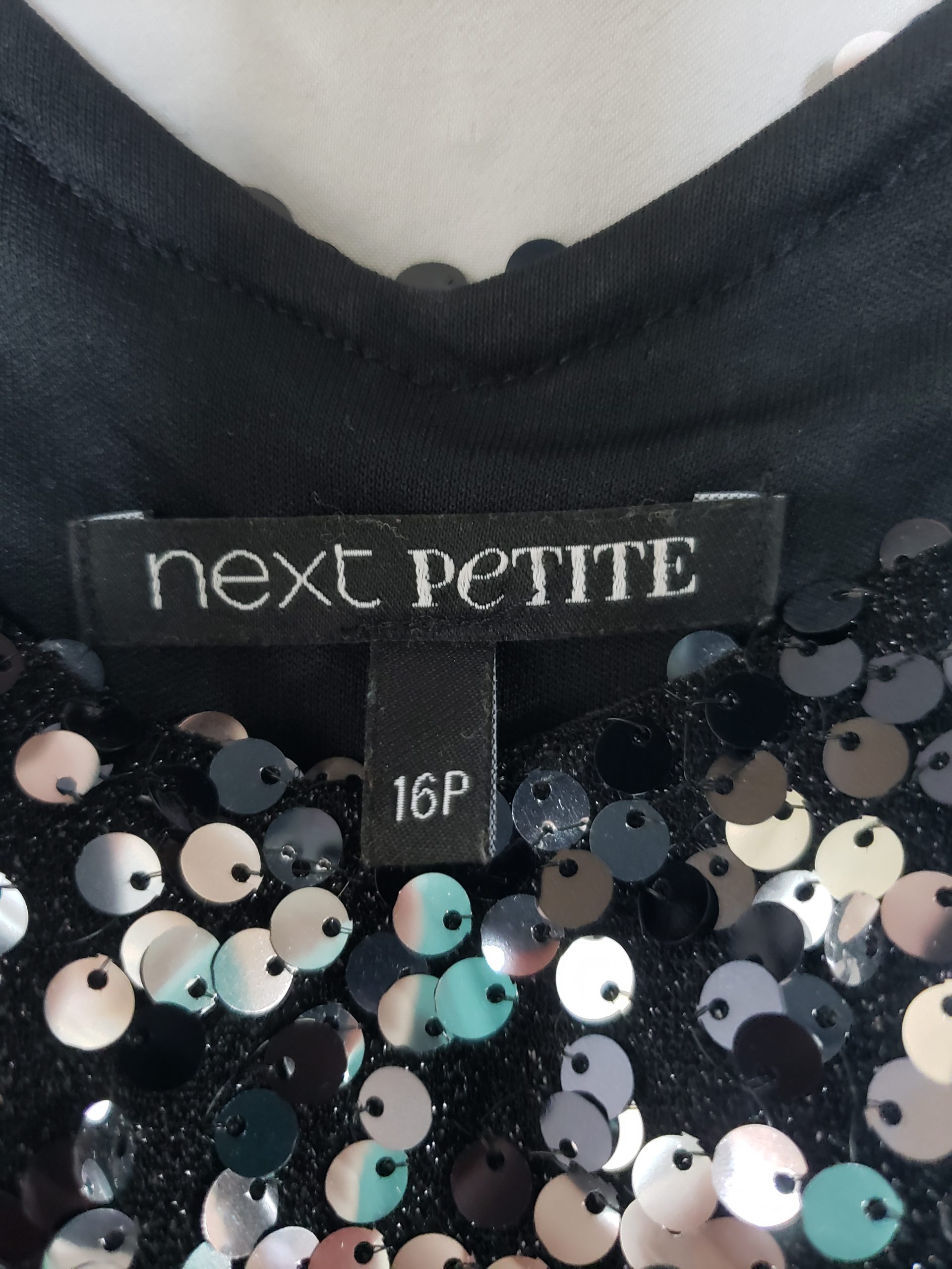 Чорний топ з паєтками Next - святковий одяг для вечірок та особливих випадків розмір 44 6 Чорний топ з паєтками Next - святковий одяг для вечірок та особливих випадків розмір 44 - Зображення 6