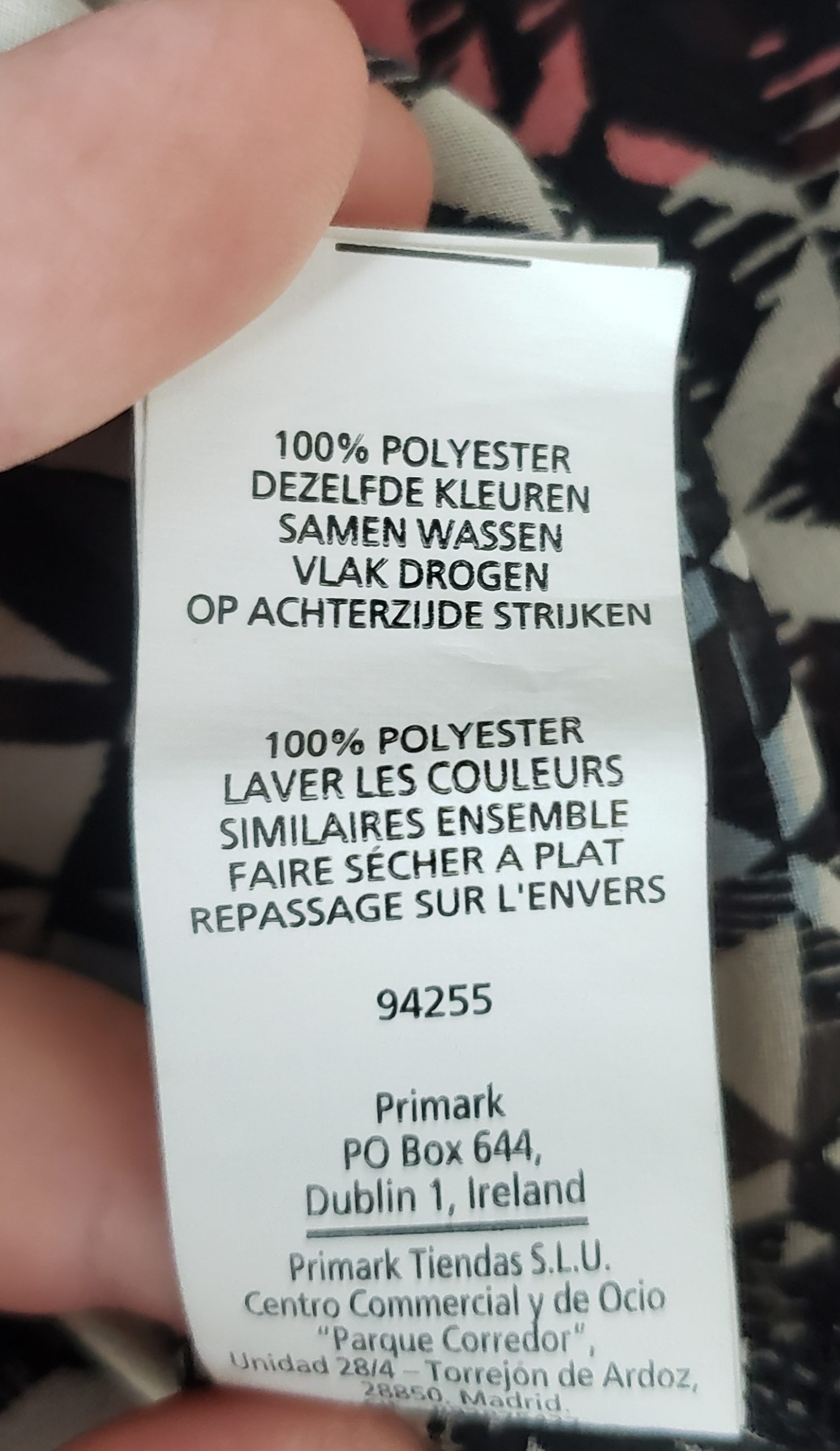 Жіноча блузка Atmosphere з геометричним принтом - вживаний одяг у ідеальному стані 6 Жіноча блузка Atmosphere з геометричним принтом - вживаний одяг у ідеальному стані - Зображення 6