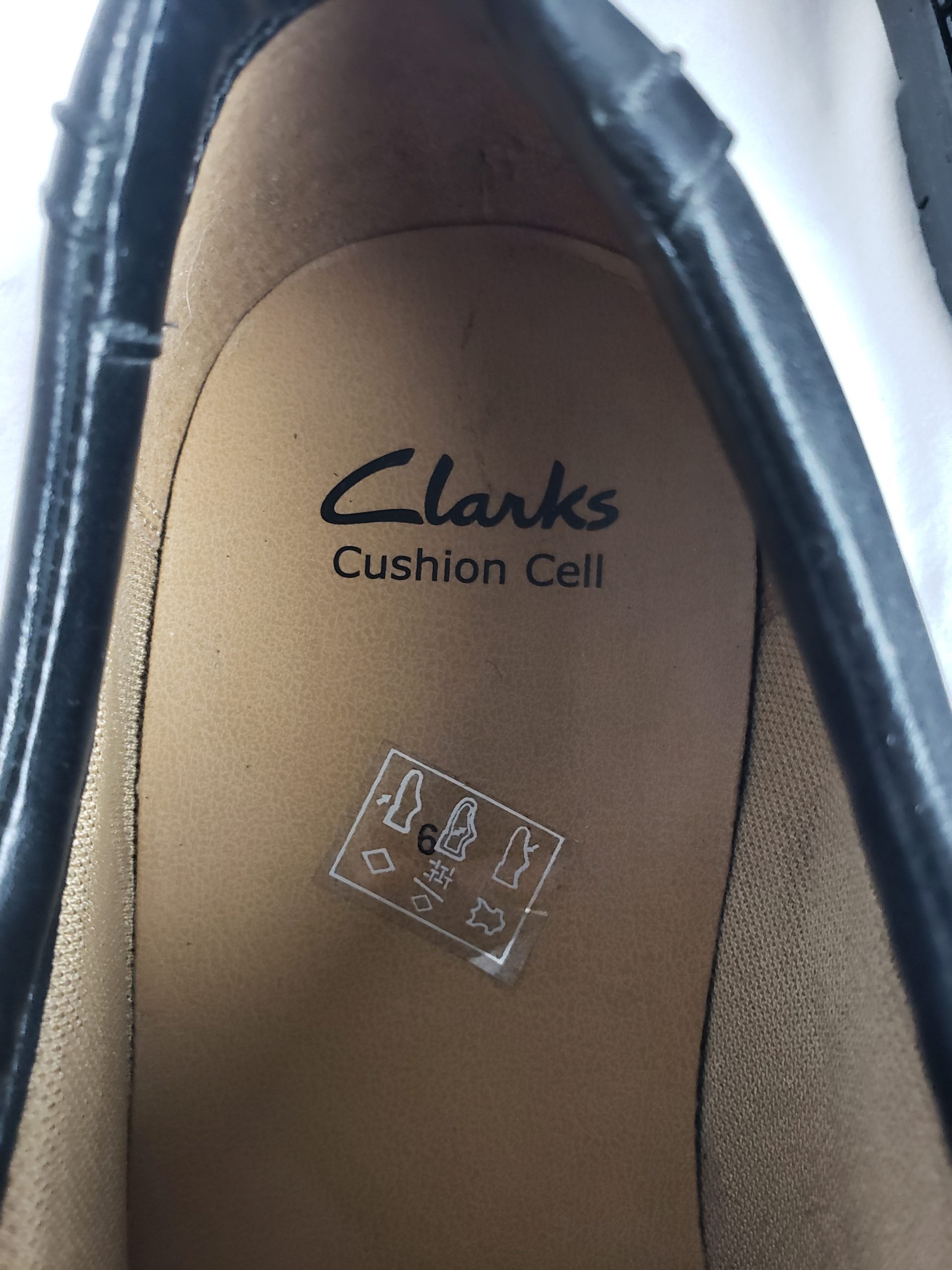 Жіночі шкіряні туфлі Clarks 39 розмір - осіннє взуття для офісу та повсякденного носіння 8 Жіночі шкіряні туфлі Clarks 39 розмір - осіннє взуття для офісу та повсякденного носіння - Зображення 8