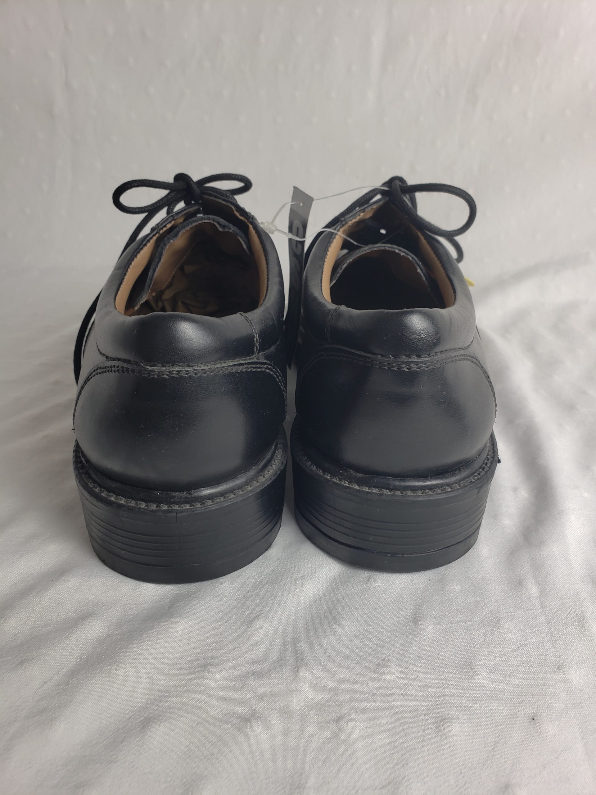 Чорні шкіряні туфлі чоловічі 42 розмір - осіннє взуття для офісу та повсякденного носіння 6 Чорні шкіряні туфлі чоловічі 42 розмір - осіннє взуття для офісу та повсякденного носіння - Зображення 6