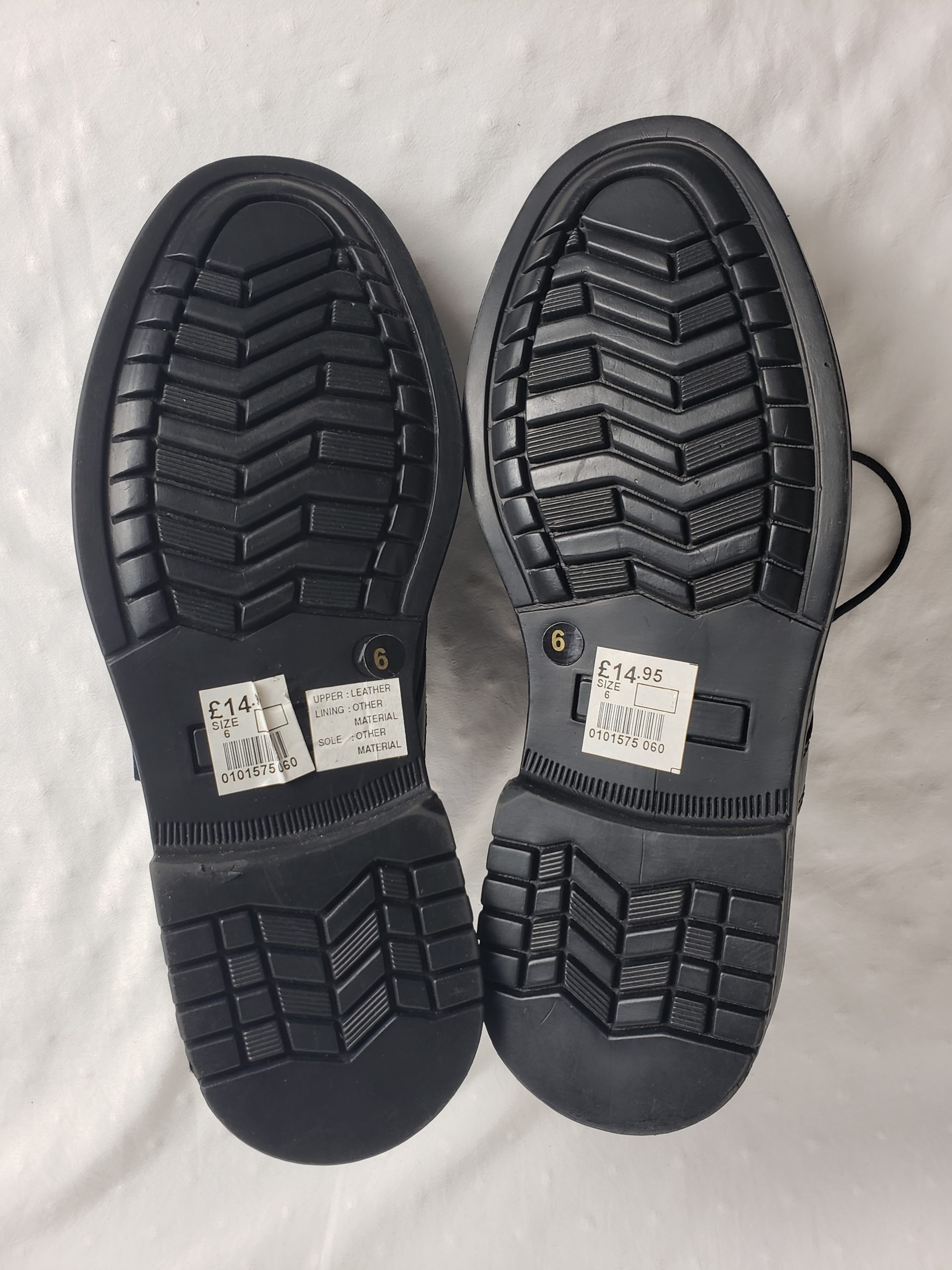 Чорні шкіряні туфлі чоловічі 42 розмір - осіннє взуття для офісу та повсякденного носіння 3 Чорні шкіряні туфлі чоловічі 42 розмір - осіннє взуття для офісу та повсякденного носіння - Зображення 3