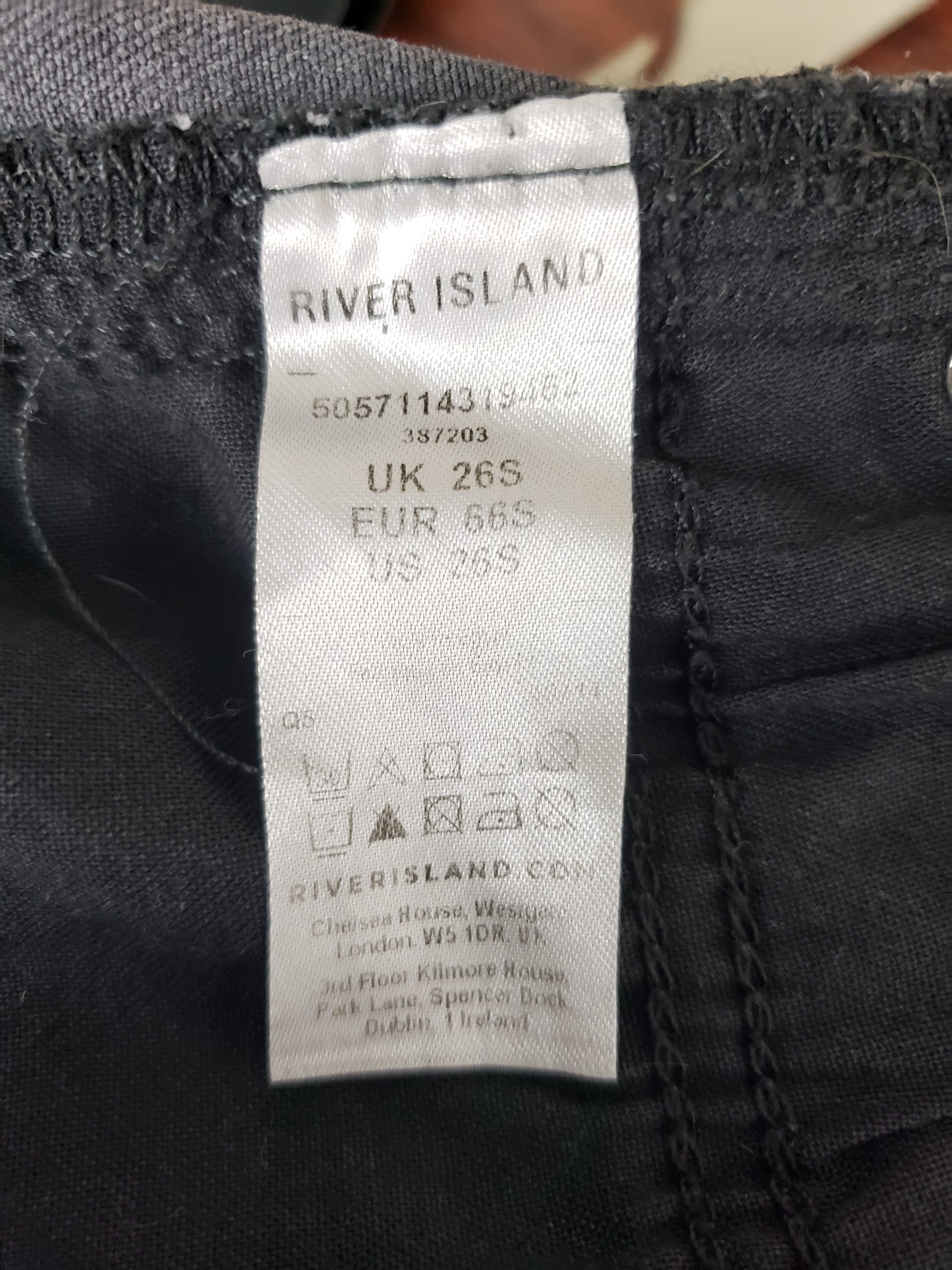 Чорні джинси River Island вживані в ідеальному стані - класичні джинси жіночі 9 Чорні джинси River Island вживані в ідеальному стані - класичні джинси жіночі - Зображення 9
