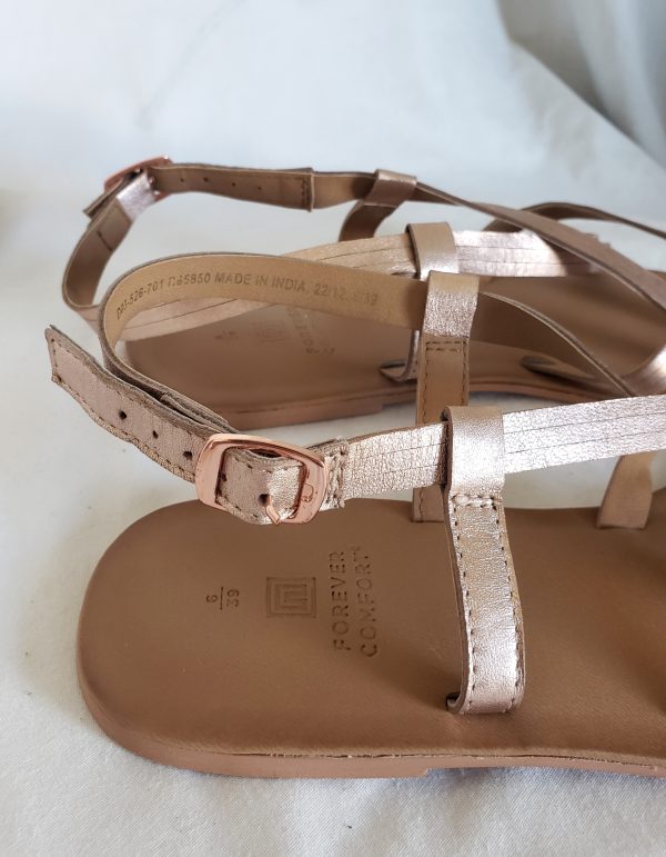 Стильні літні сандалі Forever Comfort рожеве золото - елегантне взуття 39 розмір - Зображення 8