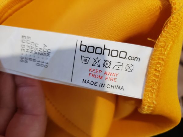 Стильна жовта сукня Boohoo - елегантний модний тренд 2024 - Жовтий, розмір 46 - Зображення 12