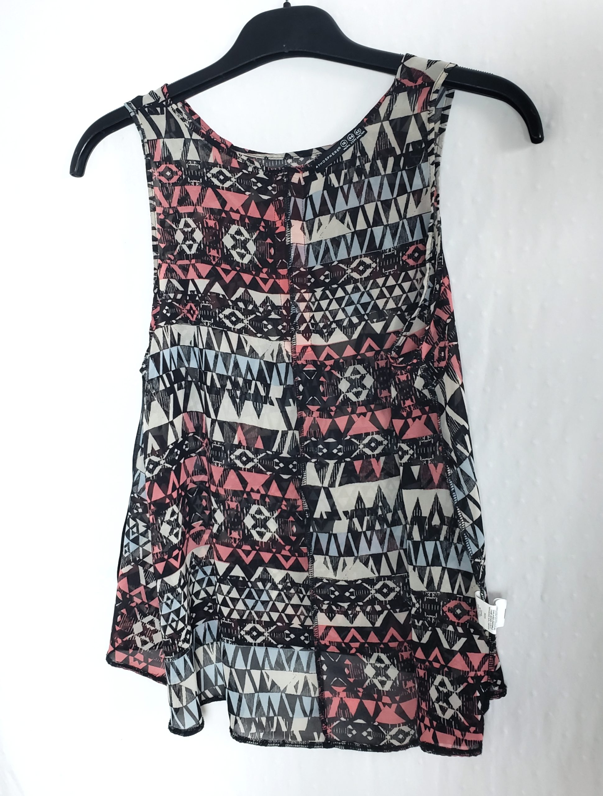 Жіноча блузка Atmosphere з геометричним принтом - вживаний одяг у ідеальному стані 2 Жіноча блузка Atmosphere з геометричним принтом - вживаний одяг у ідеальному стані - Зображення 2