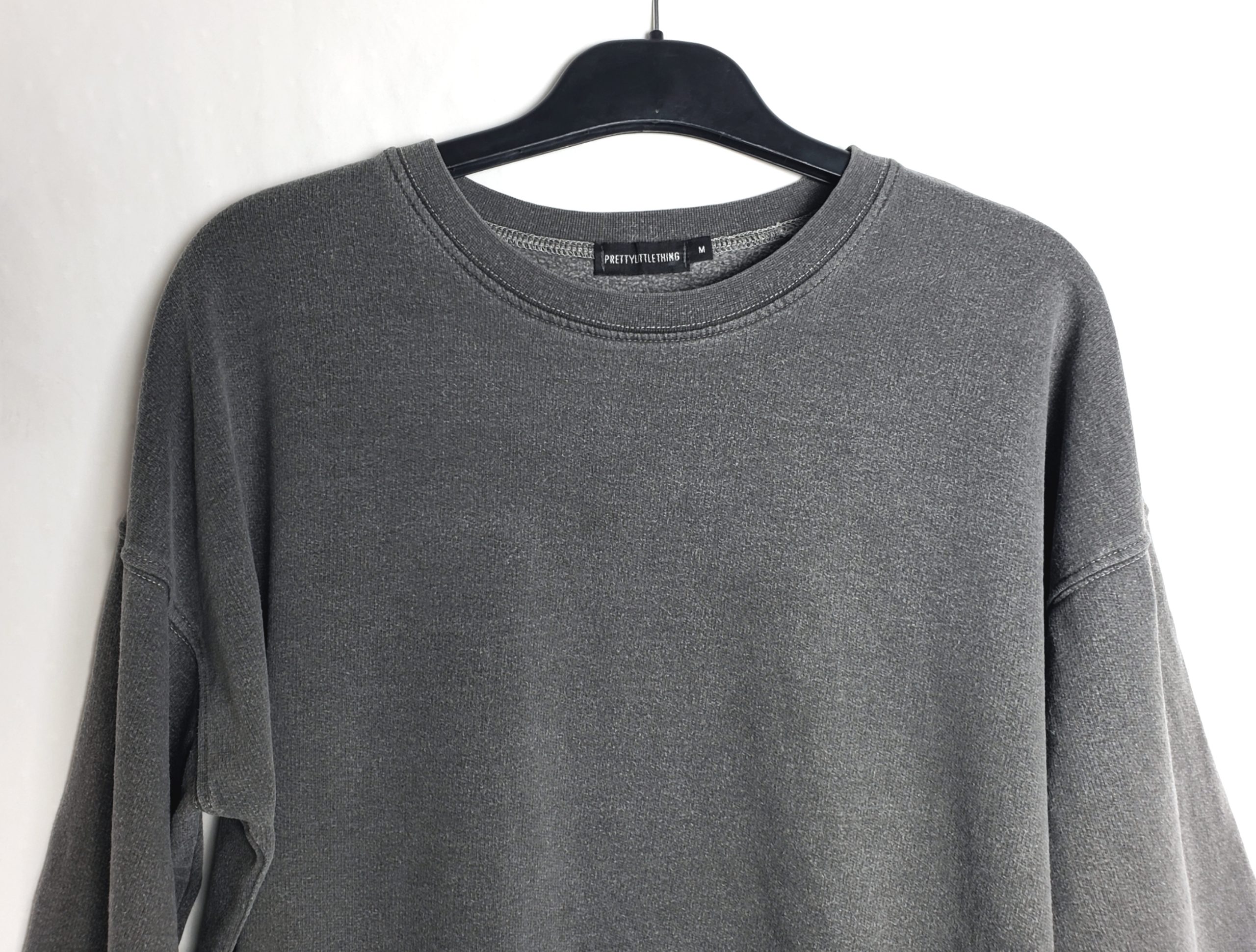 Стильний сірий світшот PrettyLittleThing - елегантний модний одяг у ідеальному стані 6 Стильний сірий світшот PrettyLittleThing - елегантний модний одяг у ідеальному стані - Зображення 6