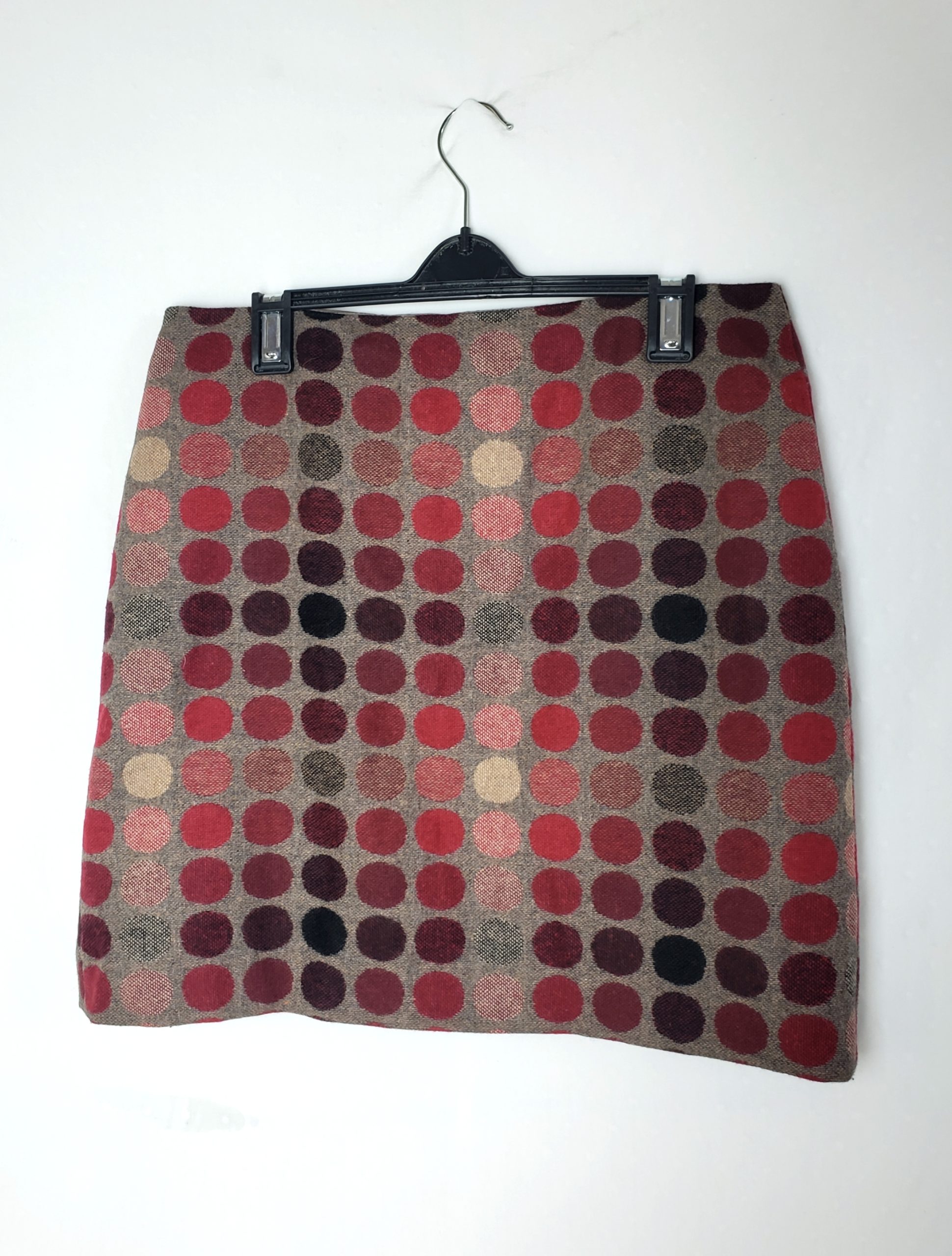 Стильна шерстяна спідниця з принтом - ідеальна для осінньо-зимового гардеробу 1 Стильна шерстяна спідниця з принтом - ідеальна для осінньо-зимового гардеробу