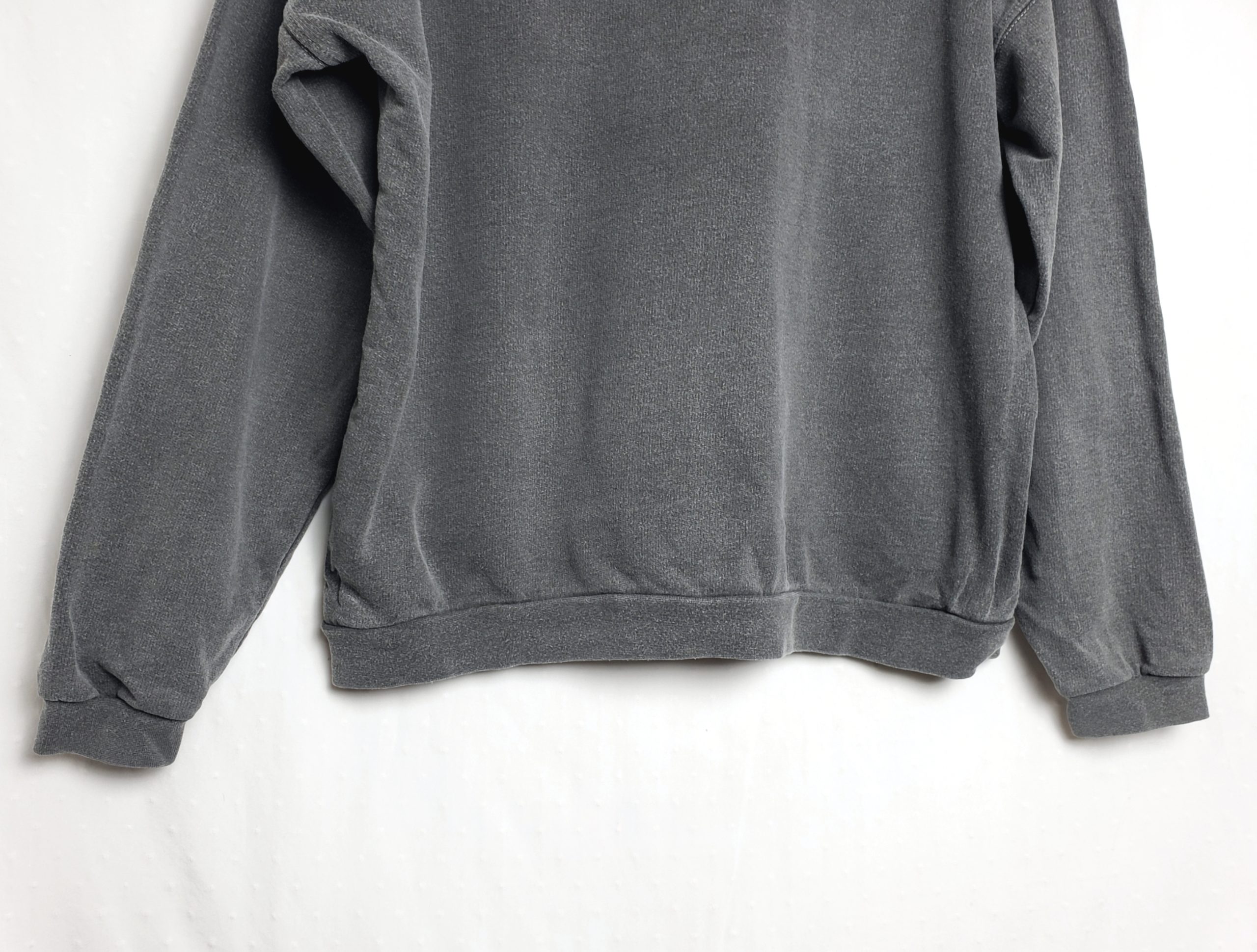 Стильний сірий світшот PrettyLittleThing - елегантний модний одяг у ідеальному стані 4 Стильний сірий світшот PrettyLittleThing - елегантний модний одяг у ідеальному стані - Зображення 4