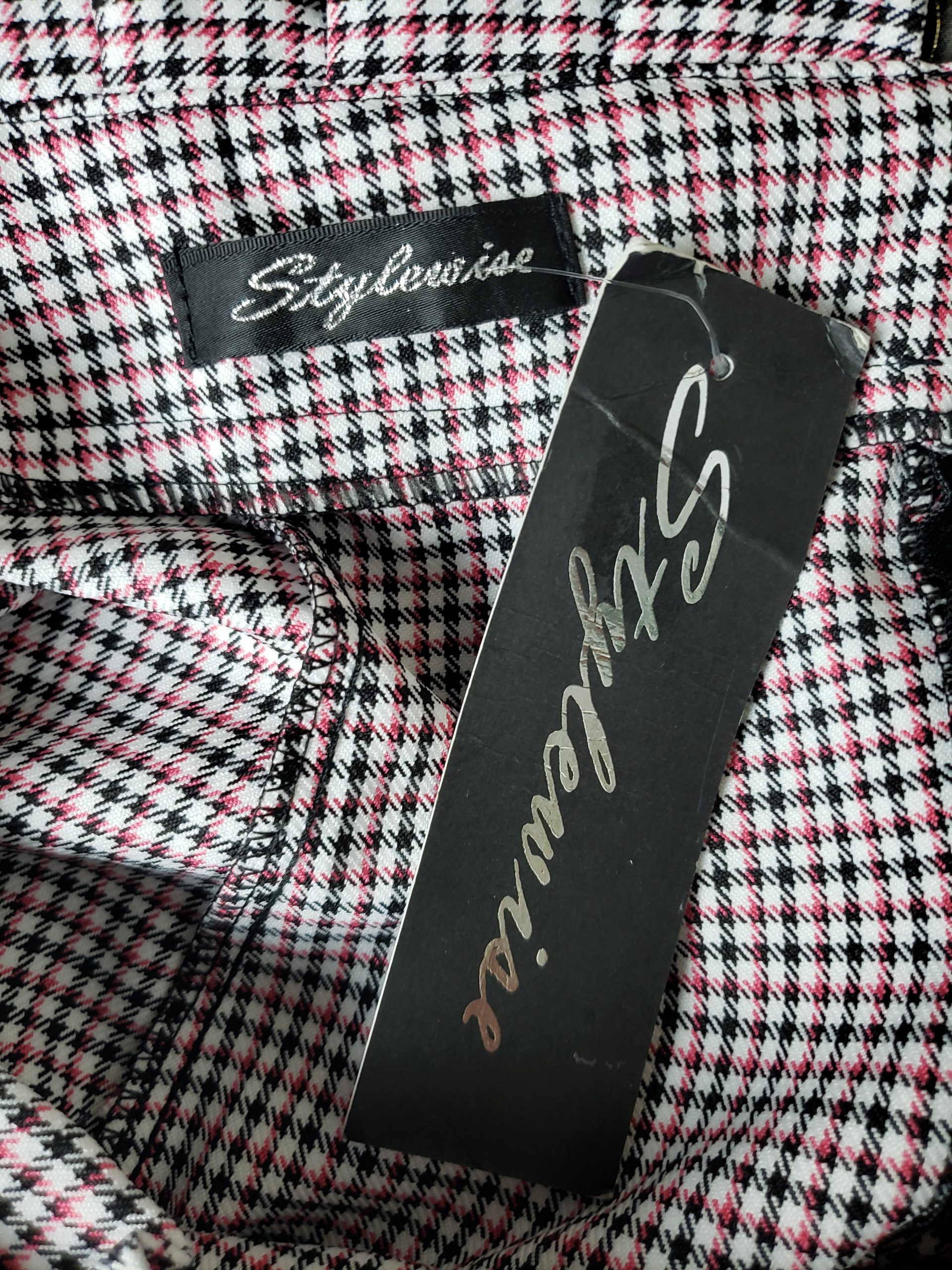 Міні-спідниця в клітинку гусяча лапка для офісу та повсякденного носіння - стильний образ на кожен день 3 Міні-спідниця в клітинку гусяча лапка для офісу та повсякденного носіння - стильний образ на кожен день - Зображення 3