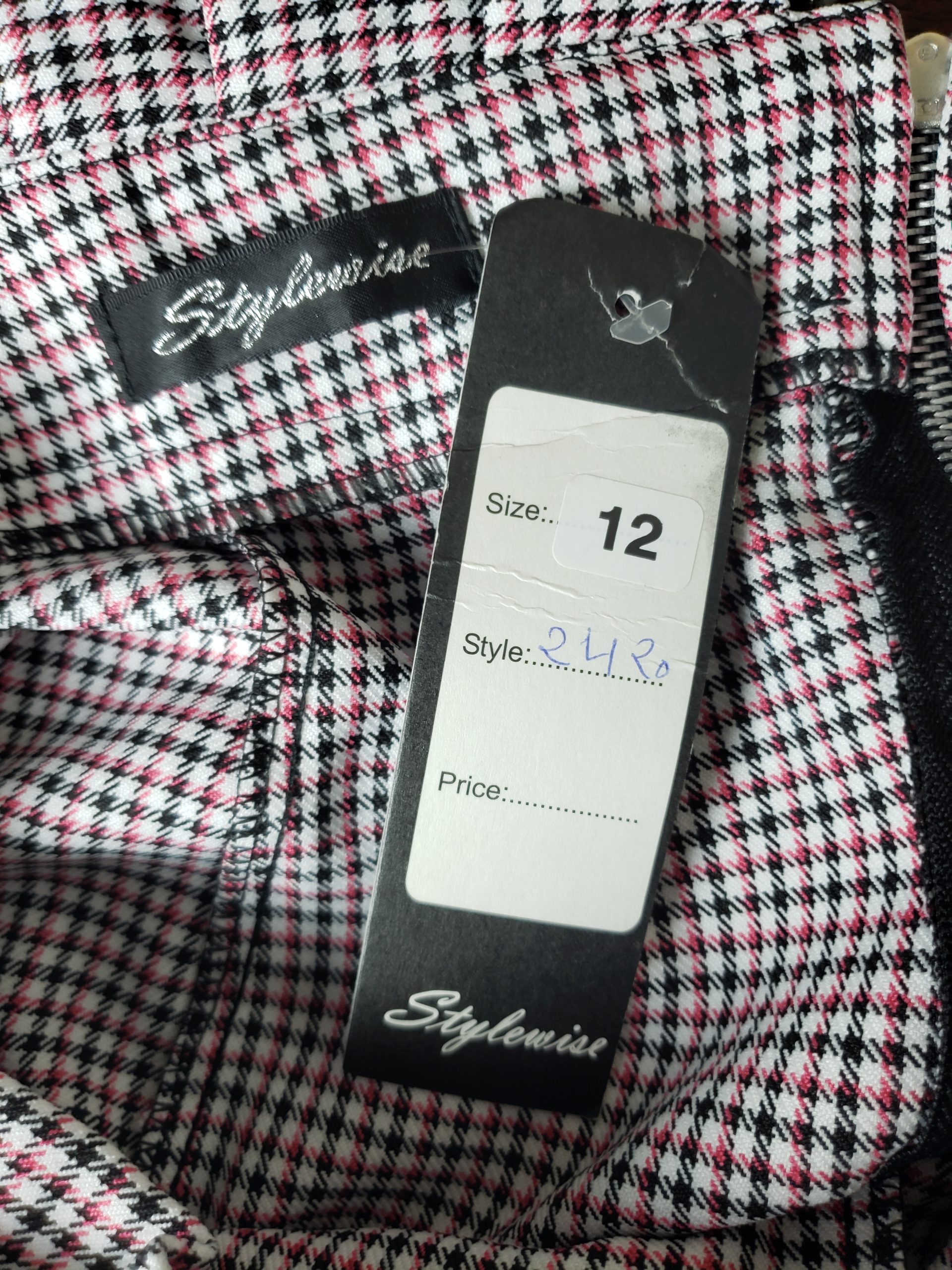 Міні-спідниця в клітинку гусяча лапка для офісу та повсякденного носіння - стильний образ на кожен день 4 Міні-спідниця в клітинку гусяча лапка для офісу та повсякденного носіння - стильний образ на кожен день - Зображення 4