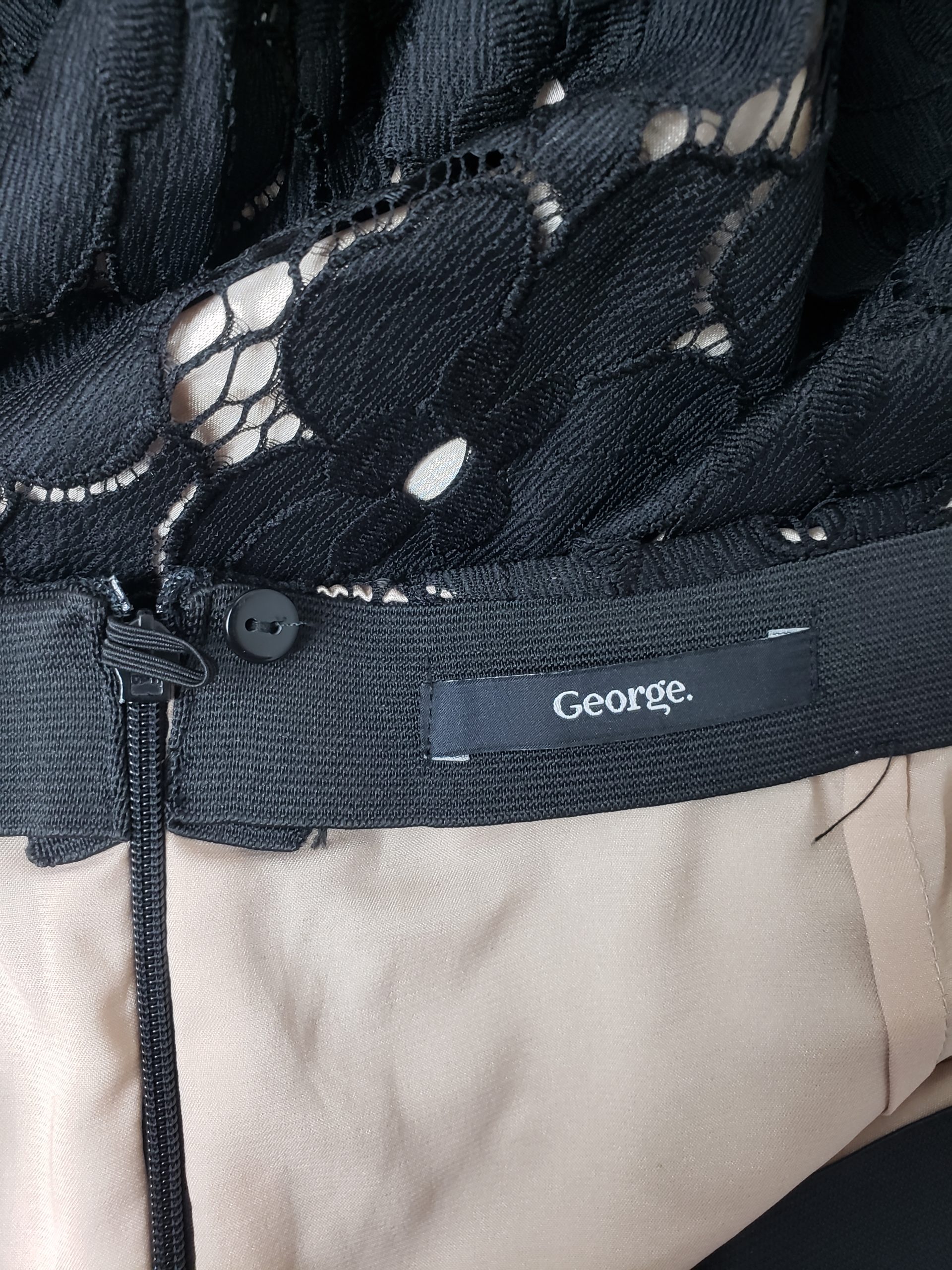 Чорна спідниця George з мереживом - елегантна жіноча спідниця міді в ідеальному стані 3 Чорна спідниця George з мереживом - елегантна жіноча спідниця міді в ідеальному стані - Зображення 3