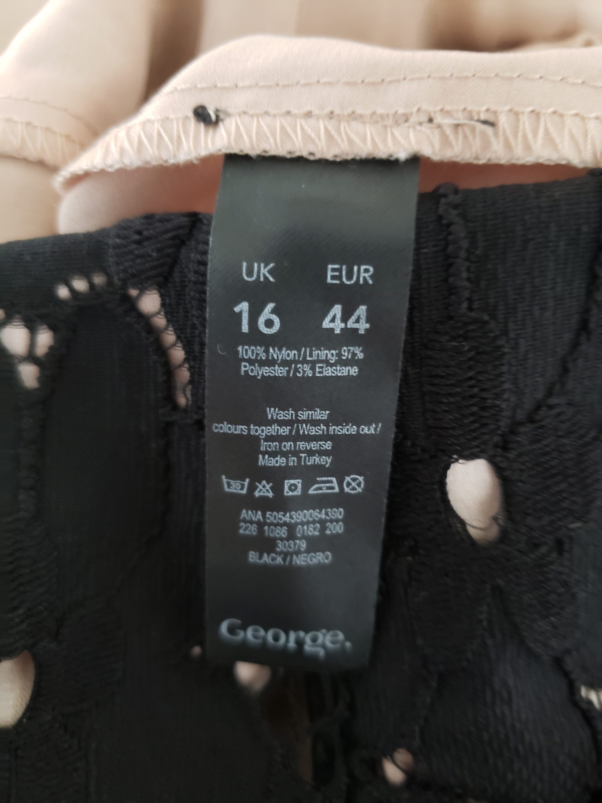 Чорна спідниця George з мереживом - елегантна жіноча спідниця міді в ідеальному стані 4 Чорна спідниця George з мереживом - елегантна жіноча спідниця міді в ідеальному стані - Зображення 4