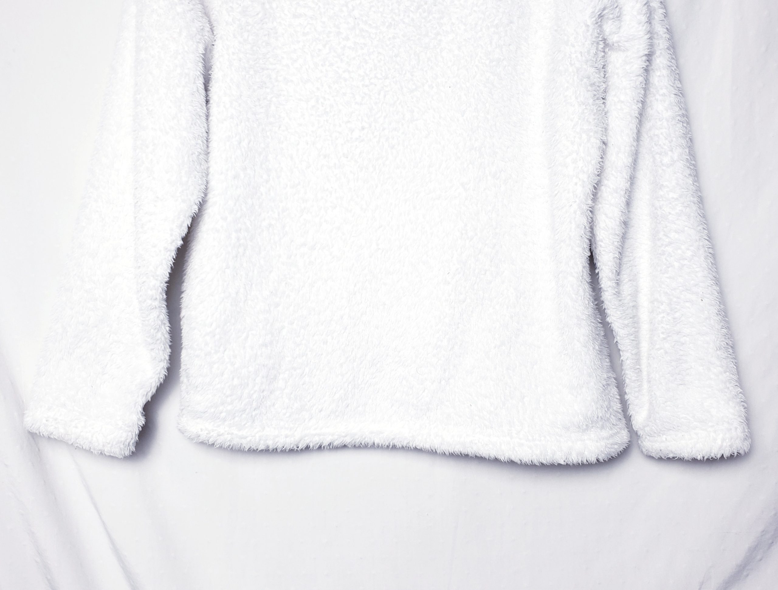 Білий плюшевий худі з капюшоном - м'який поліестер, розмір M, вживаний одяг у гарному стані 6 Білий плюшевий худі з капюшоном - м'який поліестер, розмір M, вживаний одяг у гарному стані - Зображення 6