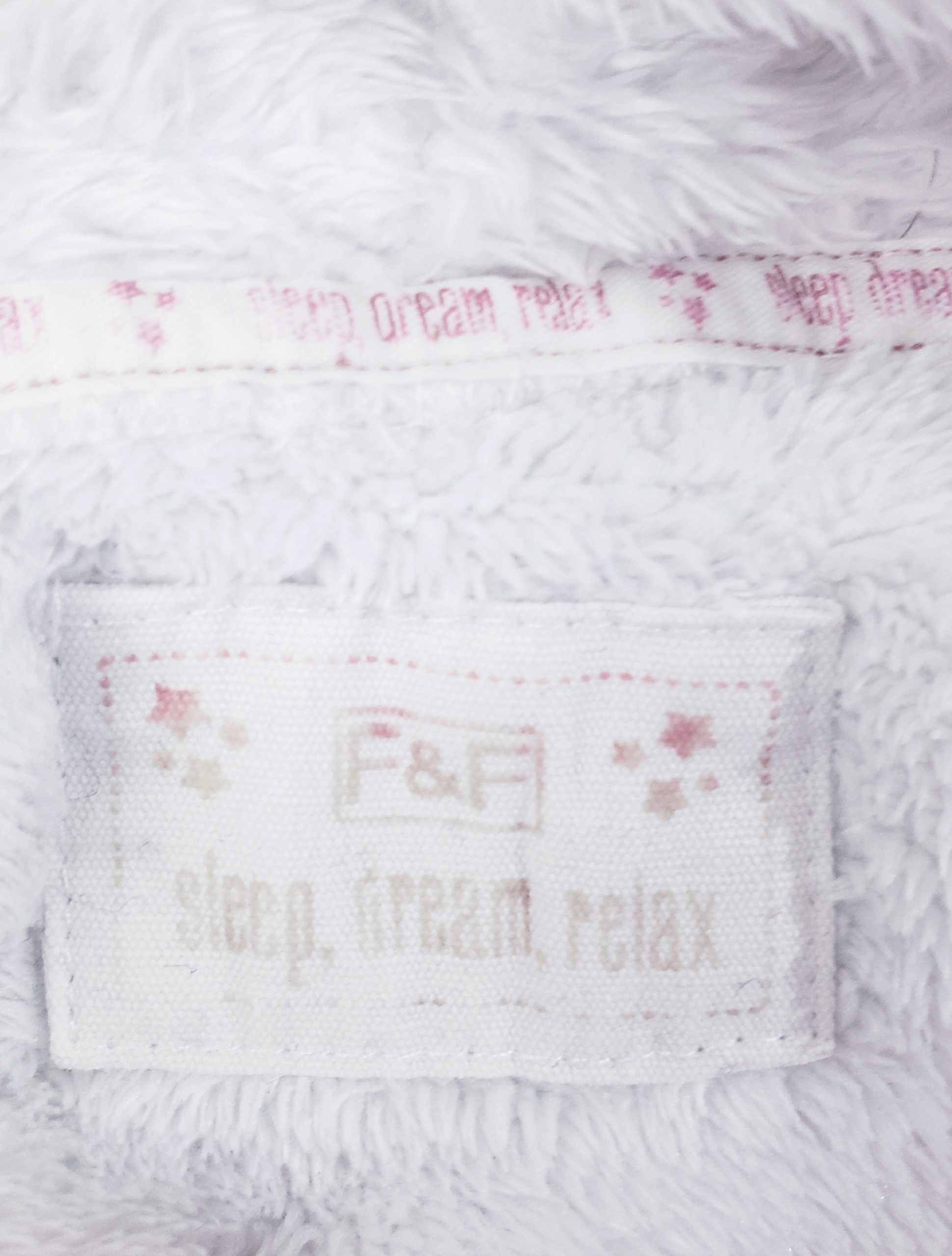 Білий плюшевий худі з капюшоном - м'який поліестер, розмір M, вживаний одяг у гарному стані 7 Білий плюшевий худі з капюшоном - м'який поліестер, розмір M, вживаний одяг у гарному стані - Зображення 7