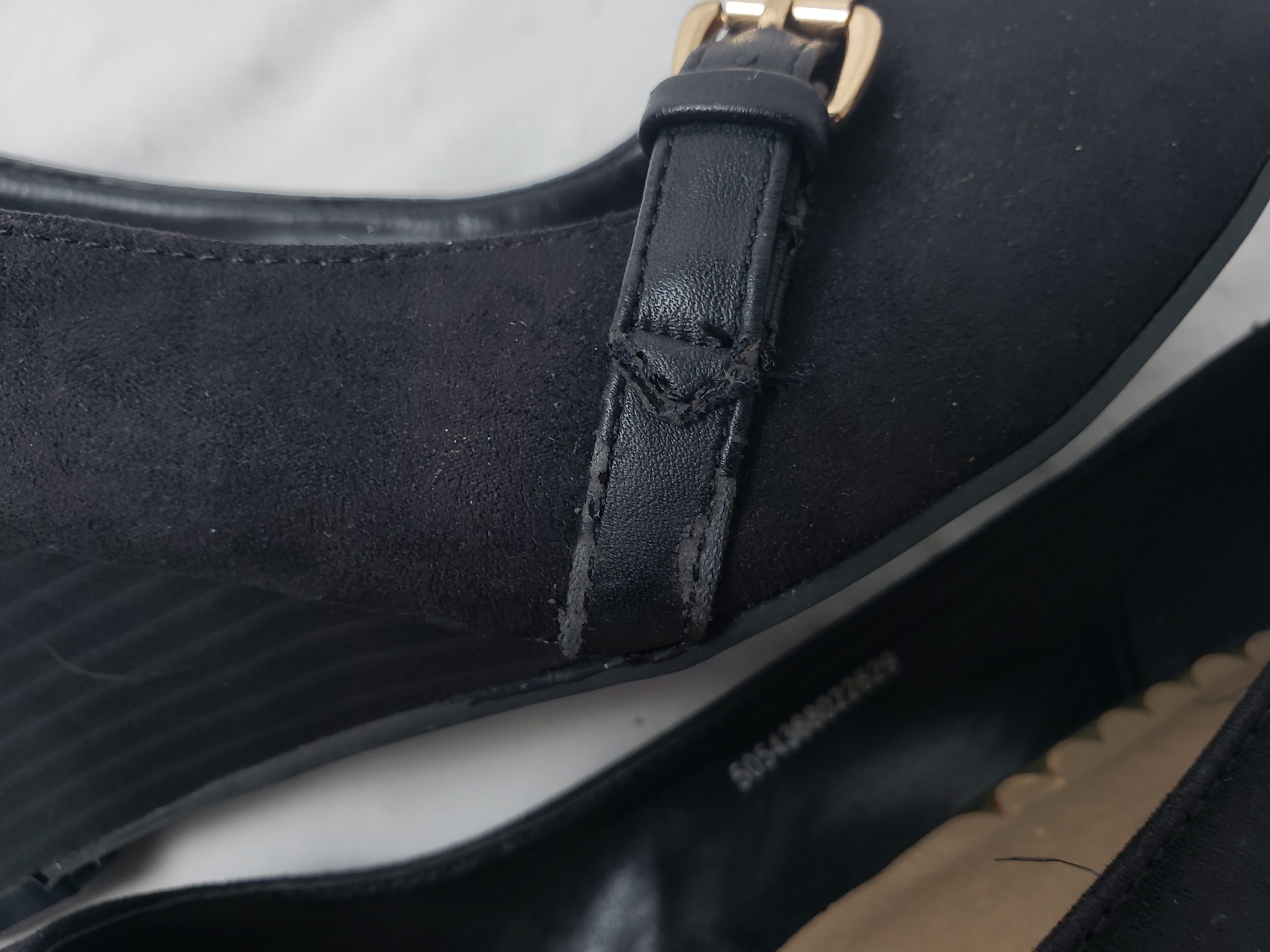 Чорні літні туфлі на каблуку 9см розмір 38 - стильне вживане взуття для офісу та вечірок 8 Чорні літні туфлі на каблуку 9см розмір 38 - стильне вживане взуття для офісу та вечірок - Зображення 8