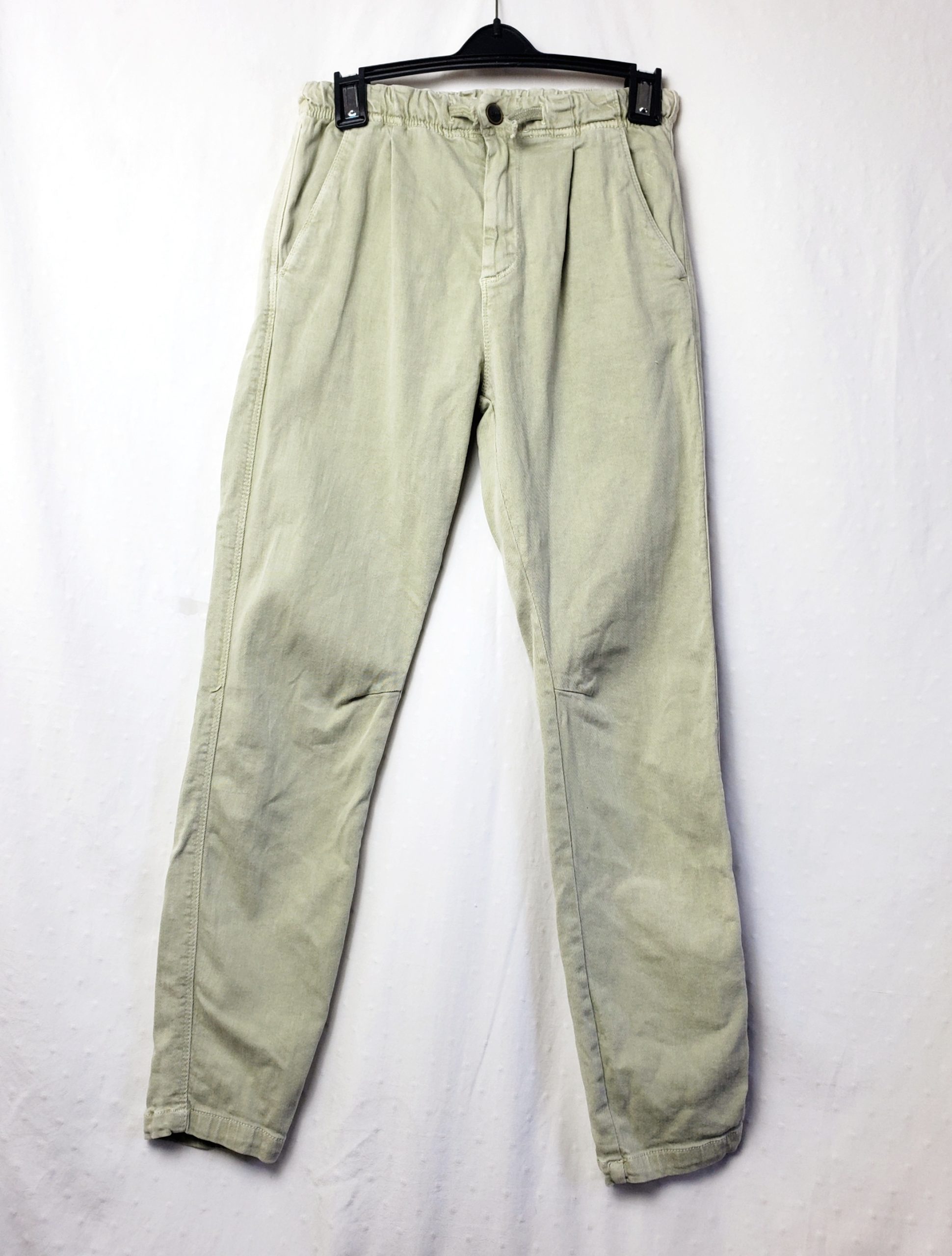 Чоловічі штани ZARA оливкові з бавовни та ліоцелу - вживані брюки в гарному стані 1 Чоловічі штани ZARA оливкові з бавовни та ліоцелу - вживані брюки в гарному стані