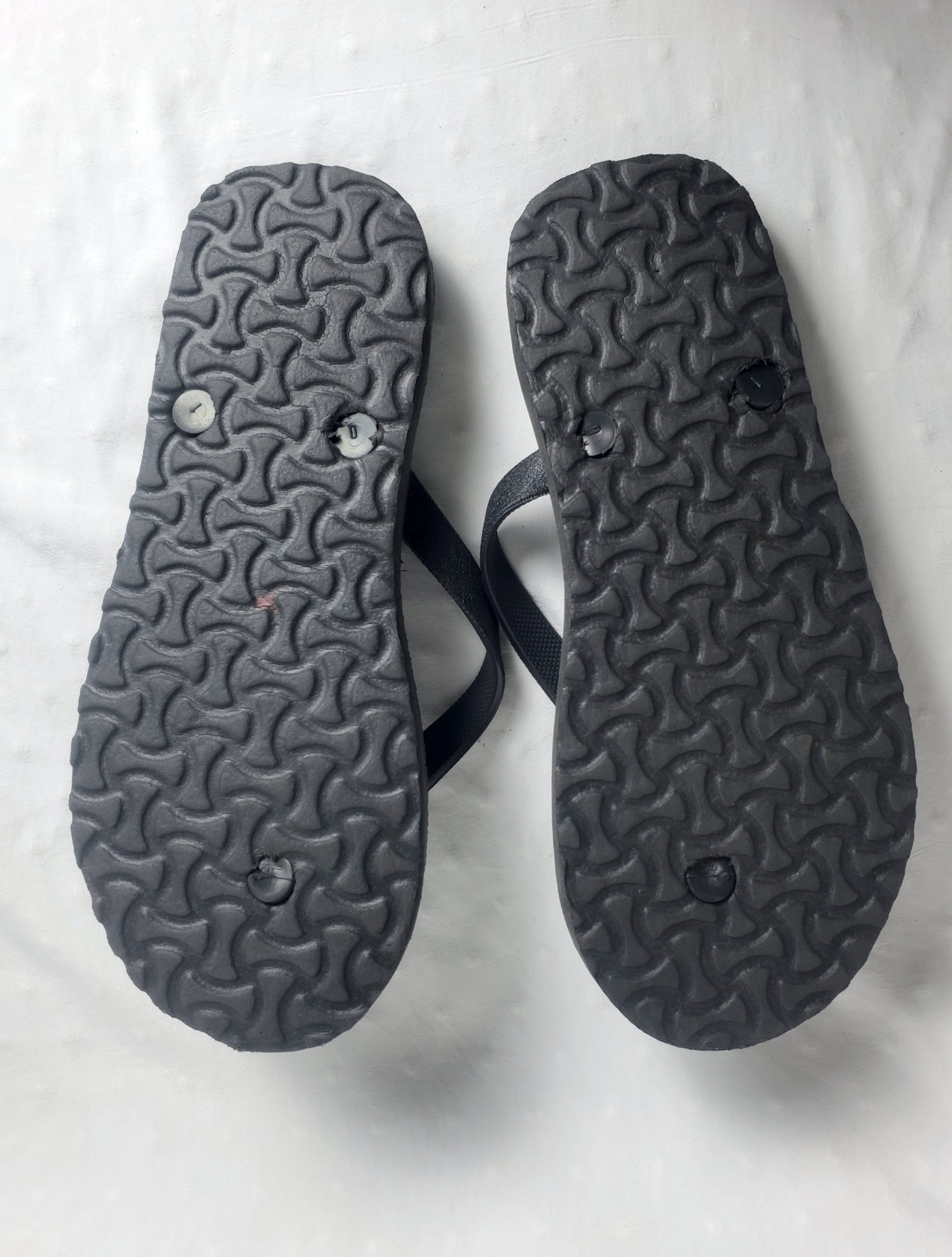 Стильні чорні в'єтнамки 41 розмір - модний літній тренд в ідеальному стані 3 Стильні чорні в'єтнамки 41 розмір - модний літній тренд в ідеальному стані - Зображення 3