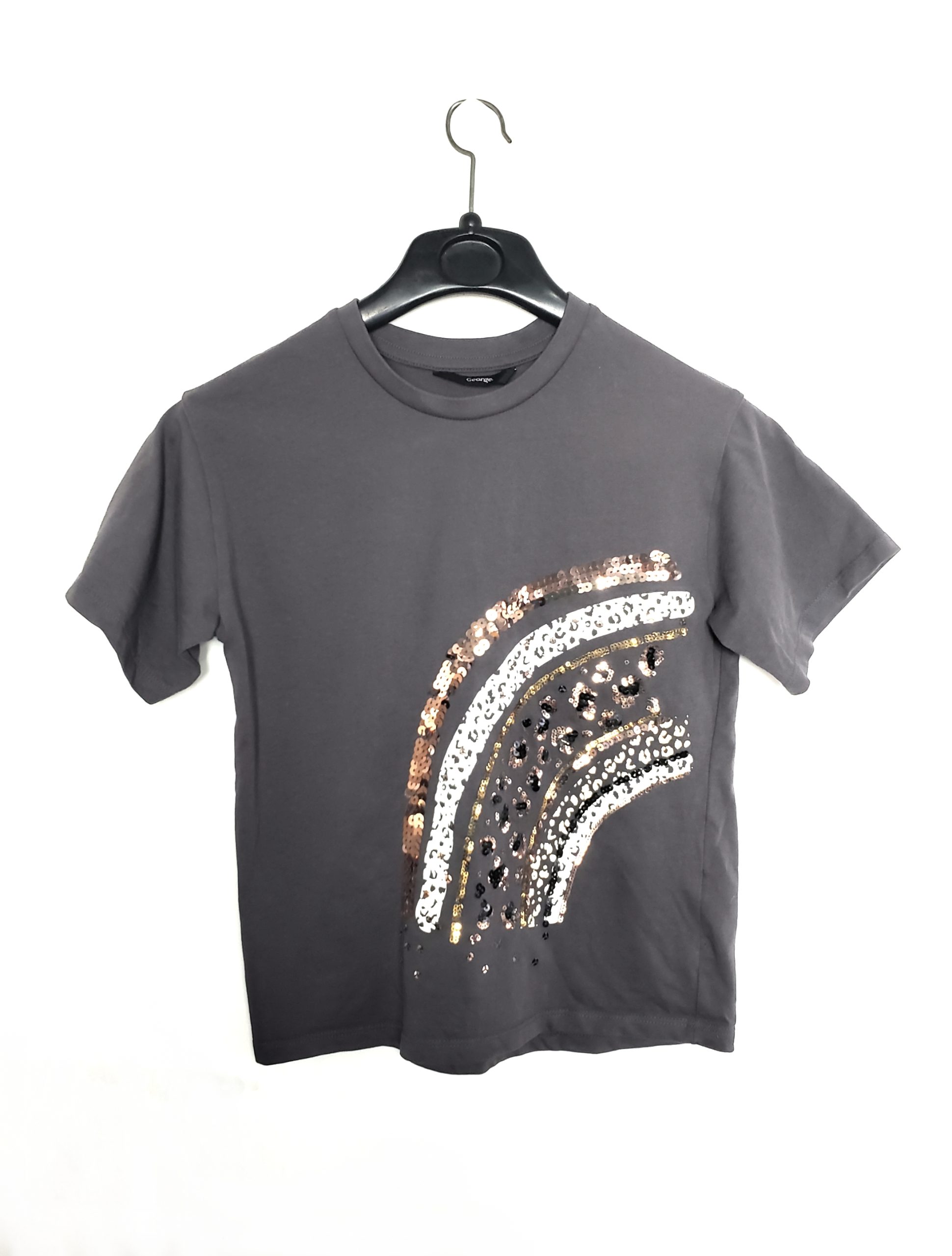 Дитяча футболка George з райдужними пайєтками 9-10 років - стильний повсякденний одяг для школи та дозвілля 1 Дитяча футболка George з райдужними пайєтками 9-10 років - стильний повсякденний одяг для школи та дозвілля