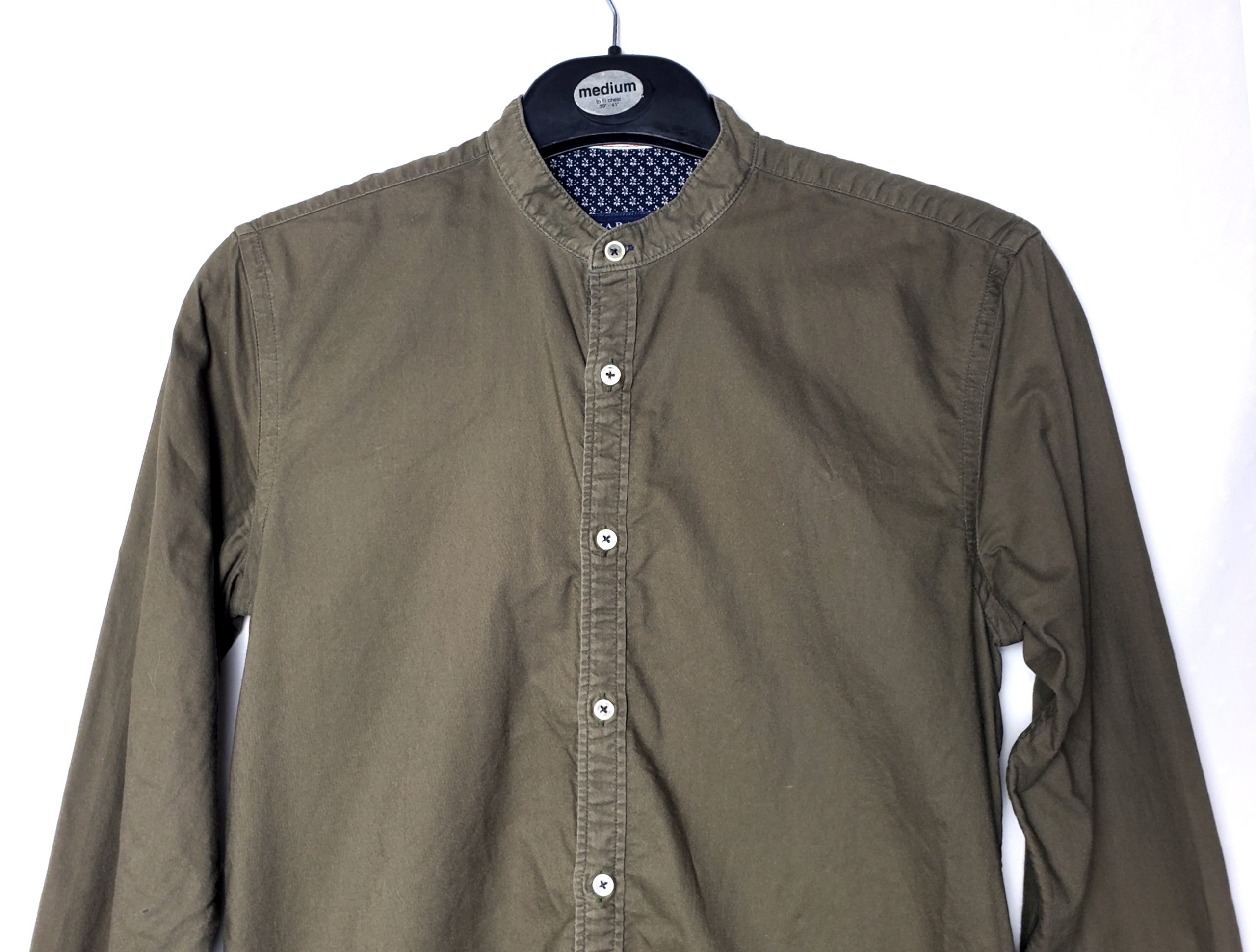 Чоловіча бавовняна сорочка Zara Man хакі кольору - класична сорочка з довгим рукавом розмір S 4 Чоловіча бавовняна сорочка Zara Man хакі кольору - класична сорочка з довгим рукавом розмір S - Зображення 4