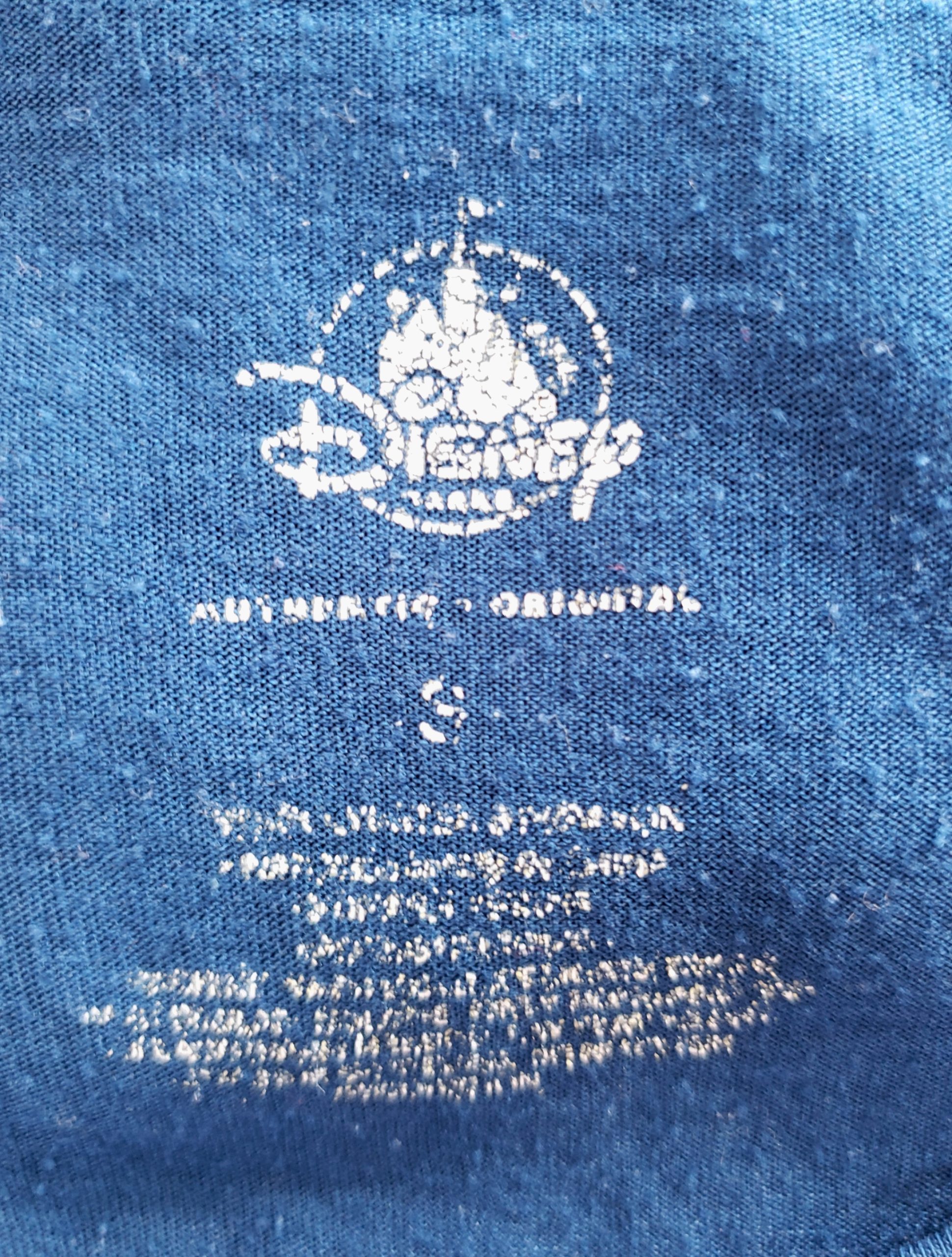 Синя футболка з паєтками - стильний топ для вечірок та повсякденного носіння 7 Синя футболка з паєтками - стильний топ для вечірок та повсякденного носіння - Зображення 7