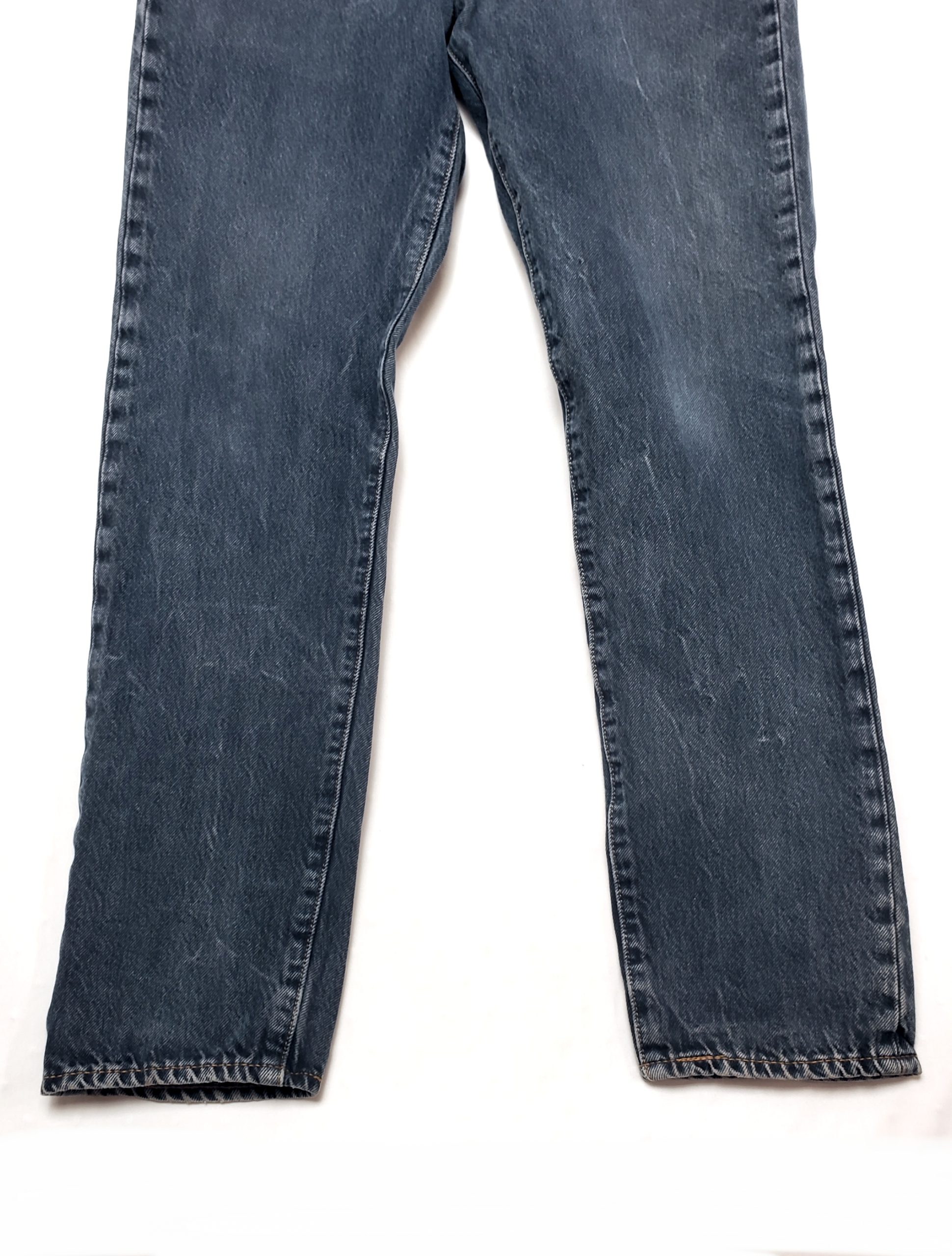 Джинси Levi's 512 чоловічі сині вживані - класичні джинси з бавовни та еластану в ідеальному стані 6 Джинси Levi's 512 чоловічі сині вживані - класичні джинси з бавовни та еластану в ідеальному стані - Зображення 6