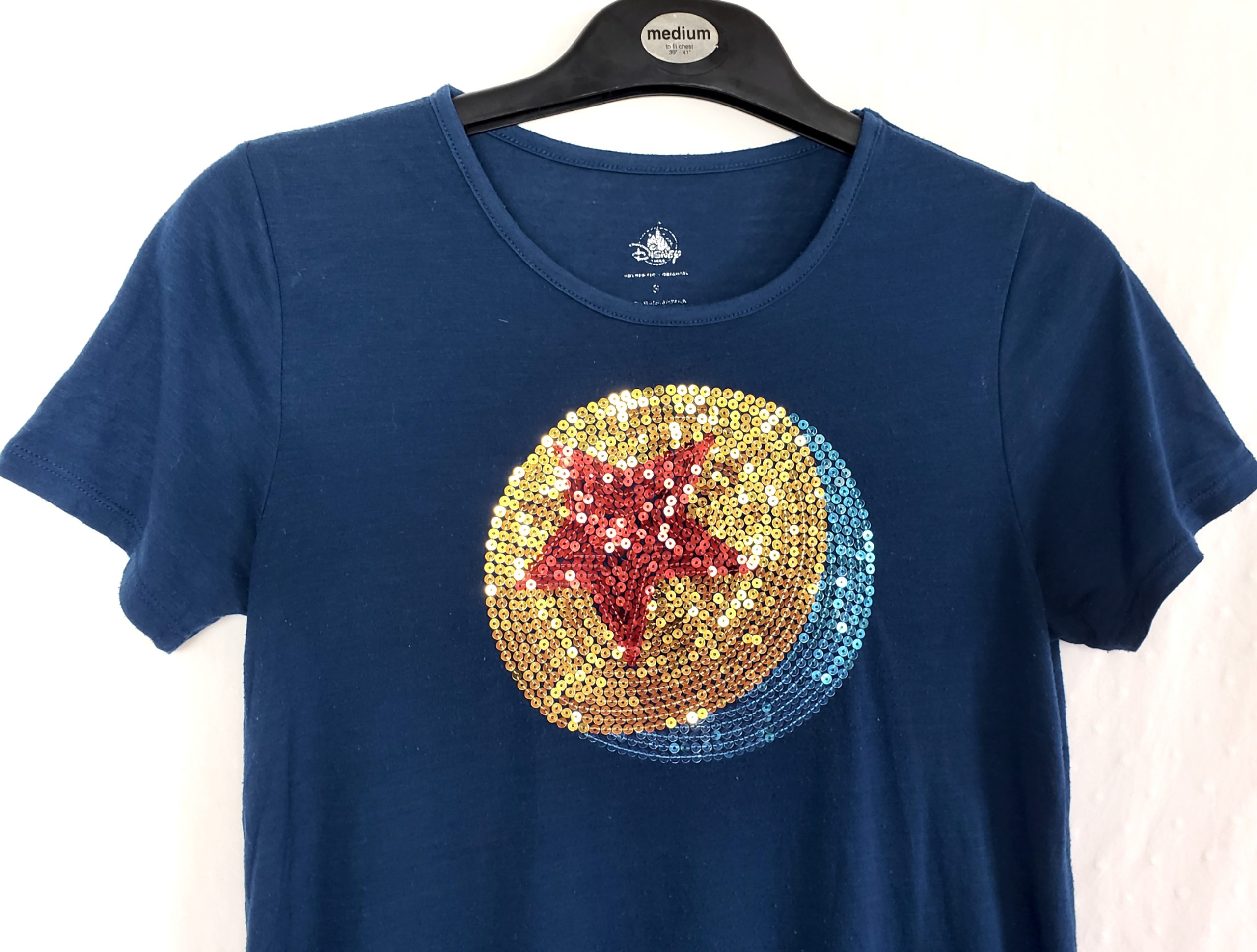 Синя футболка з паєтками - стильний топ для вечірок та повсякденного носіння 3 Синя футболка з паєтками - стильний топ для вечірок та повсякденного носіння - Зображення 3