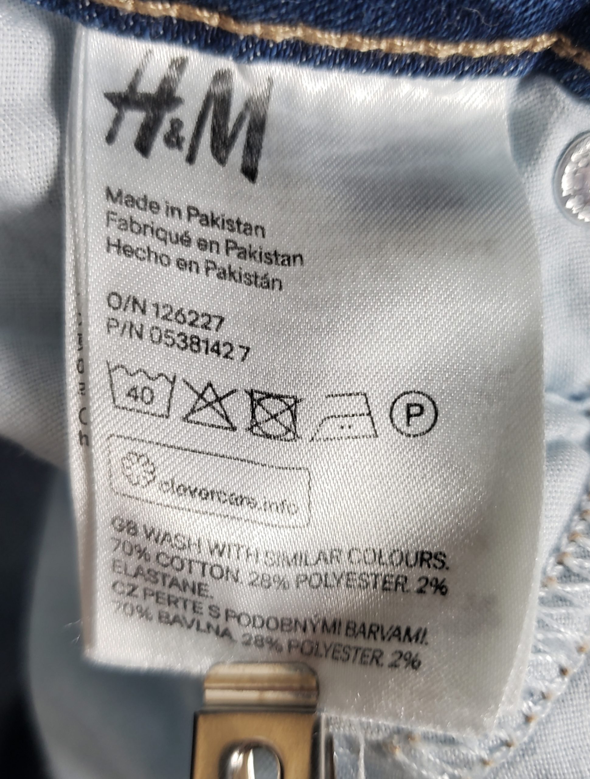 Стильні сині джинси скінні H&M - елегантний модний образ з блискавками 8 Стильні сині джинси скінні H&M - елегантний модний образ з блискавками - Зображення 8