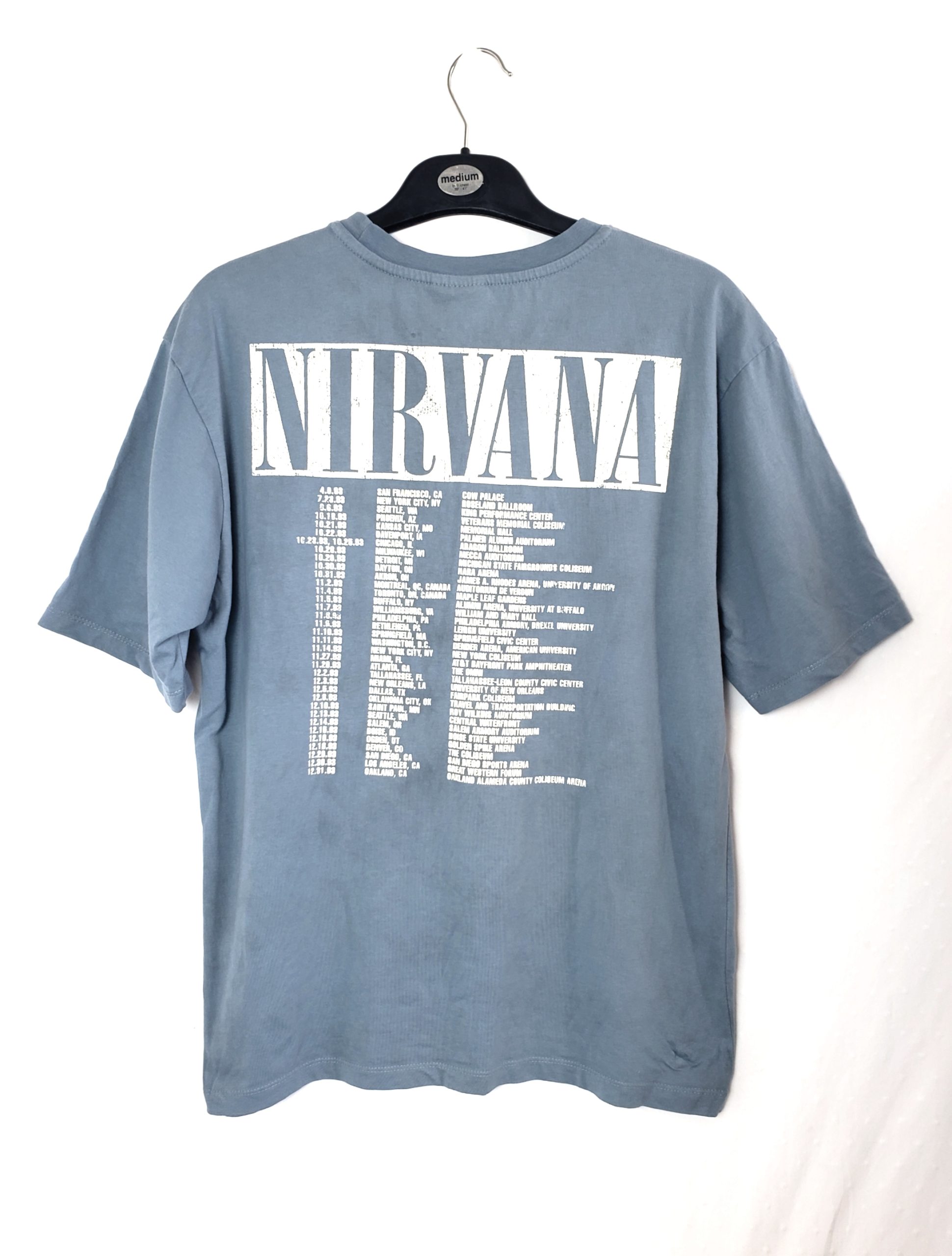 Стильна блакитна футболка Nirvana Live '93 - модний вінтажний принт у ідеальному стані 2 Стильна блакитна футболка Nirvana Live '93 - модний вінтажний принт у ідеальному стані - Зображення 2