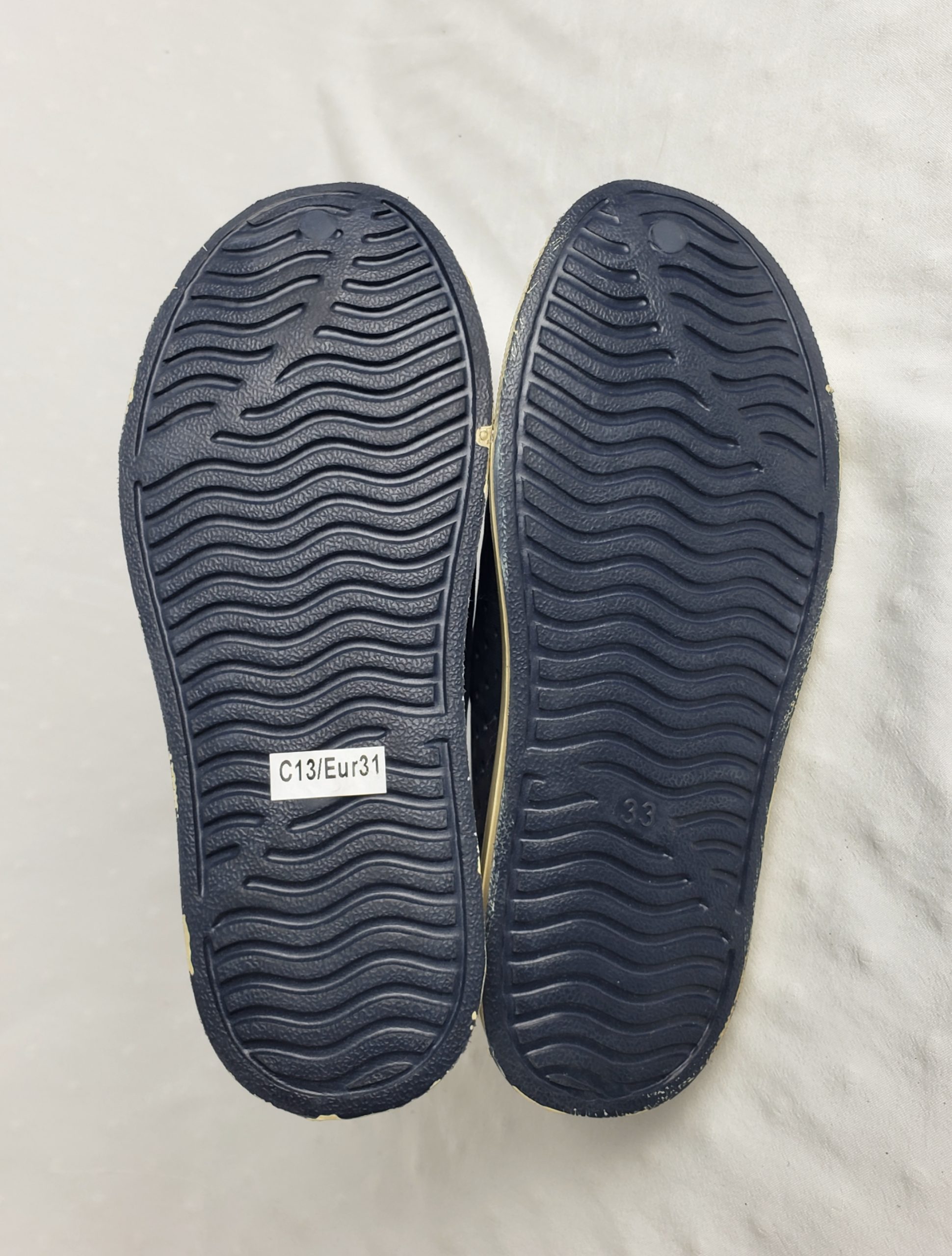 Дитячі гумові кросівки 33 розмір весна-літо-осінь для активного дозвілля та щоденного носіння 5 Дитячі гумові кросівки 33 розмір весна-літо-осінь для активного дозвілля та щоденного носіння - Зображення 5