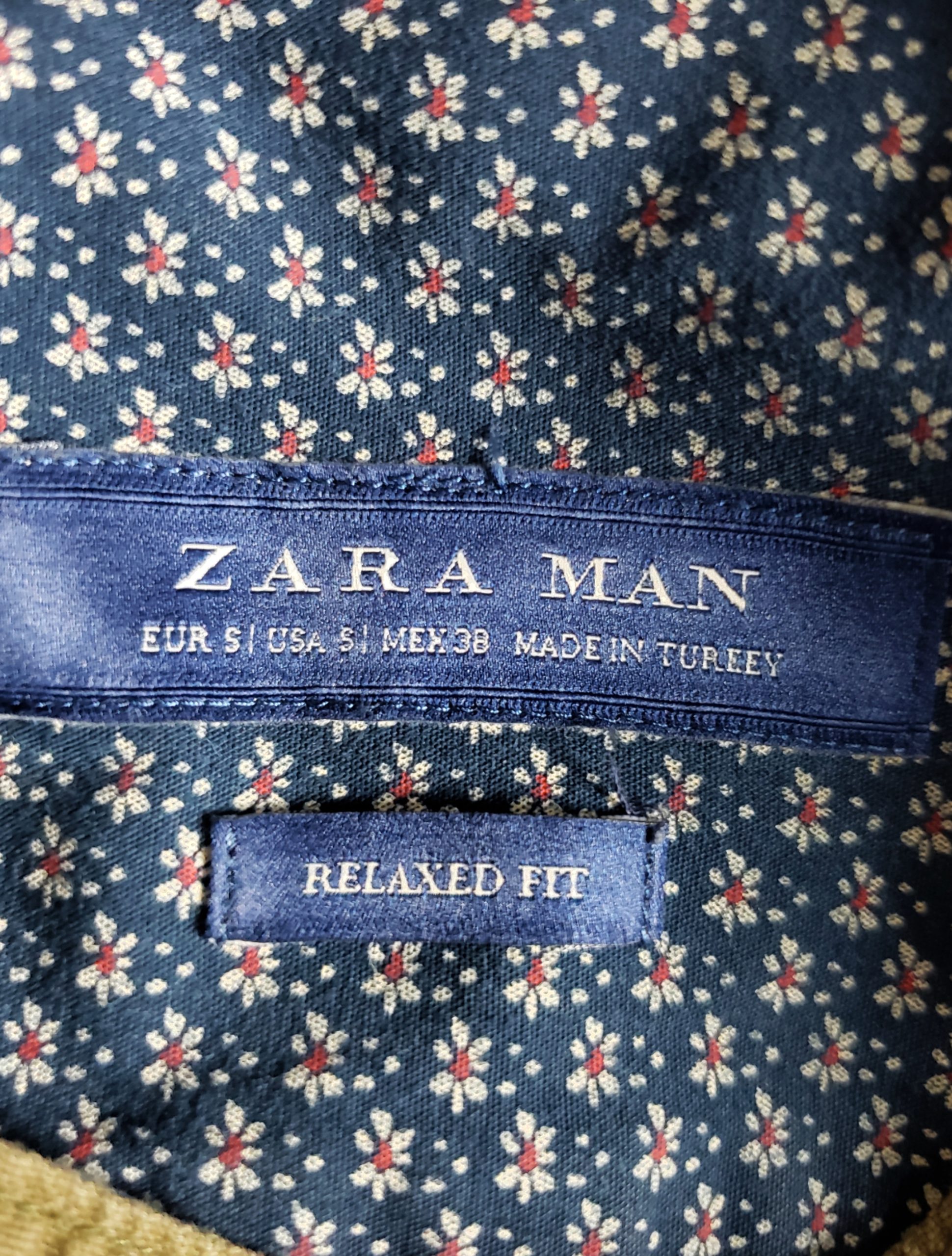 Чоловіча бавовняна сорочка Zara Man хакі кольору - класична сорочка з довгим рукавом розмір S 9 Чоловіча бавовняна сорочка Zara Man хакі кольору - класична сорочка з довгим рукавом розмір S - Зображення 9