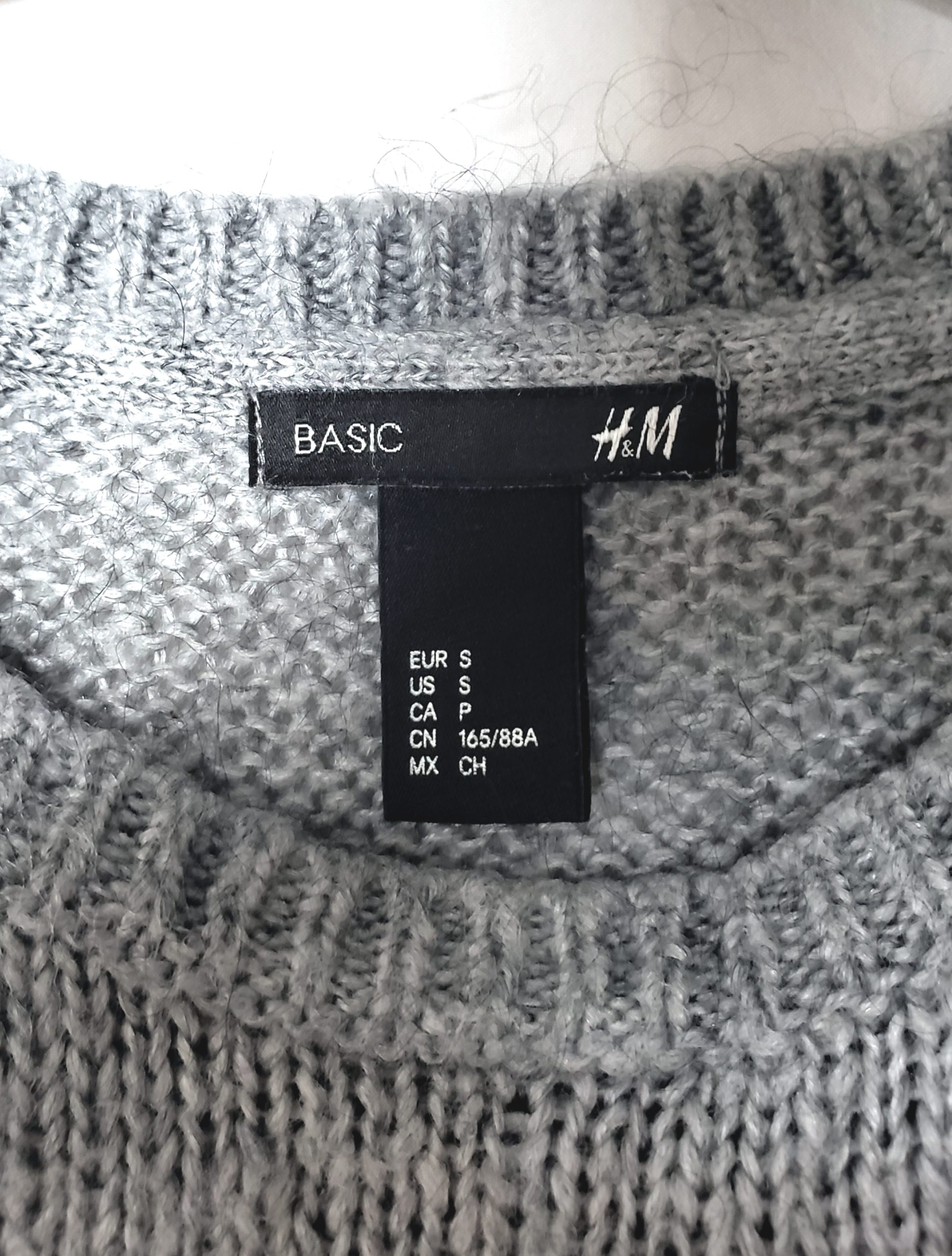 Стильний сірий светр H&M - елегантна вовняна кофта для модного гардеробу 5 Стильний сірий светр H&M - елегантна вовняна кофта для модного гардеробу - Зображення 5