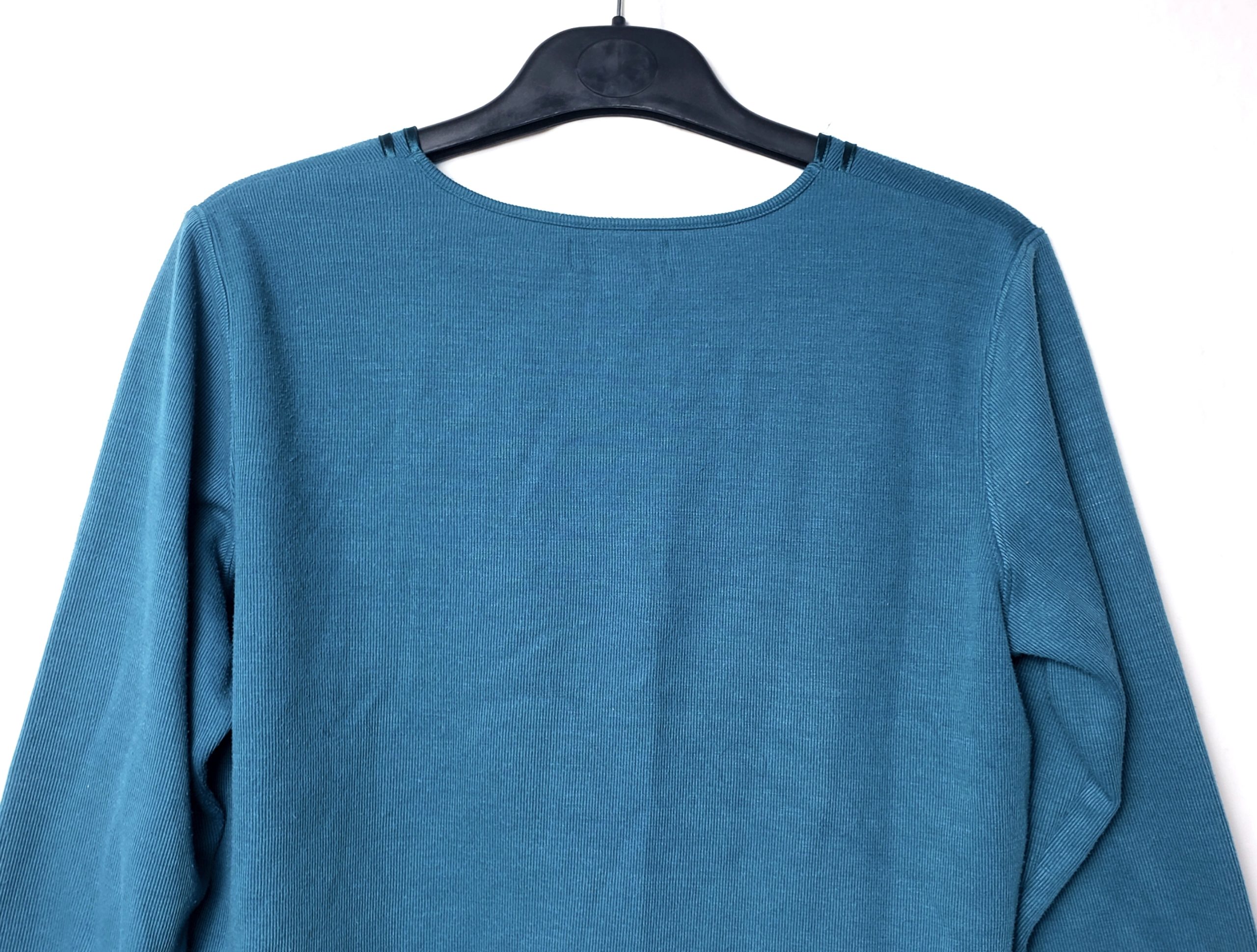 Бакитна блуза Bonmarché з V-вирізом - стильна жіноча кофта для офісу та повсякдення 4 Бакитна блуза Bonmarché з V-вирізом - стильна жіноча кофта для офісу та повсякдення - Зображення 4