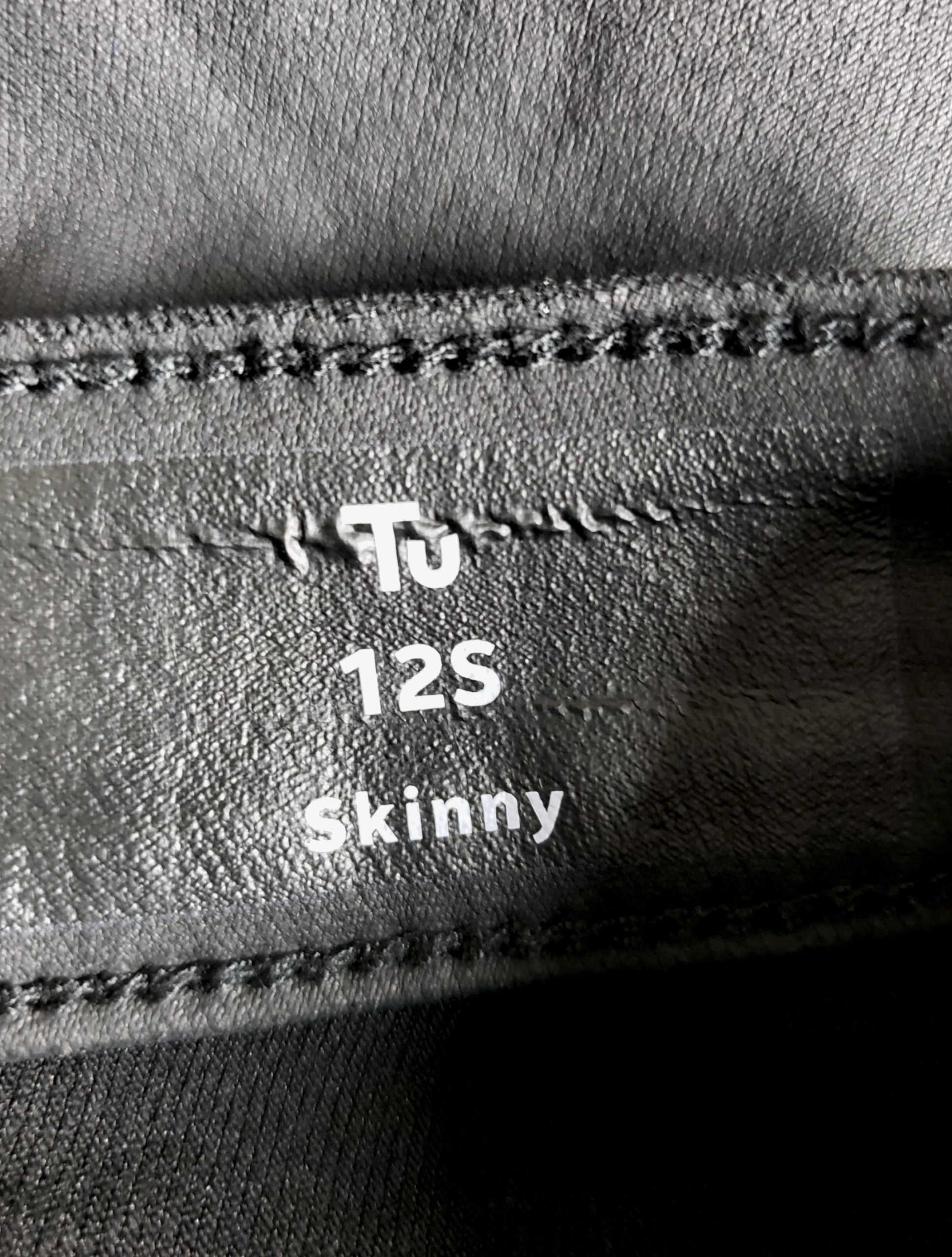 Чорні жіночі штани TU Skinny - ідеальні для офісу та повсякденного носіння 7 Чорні жіночі штани TU Skinny - ідеальні для офісу та повсякденного носіння - Зображення 7