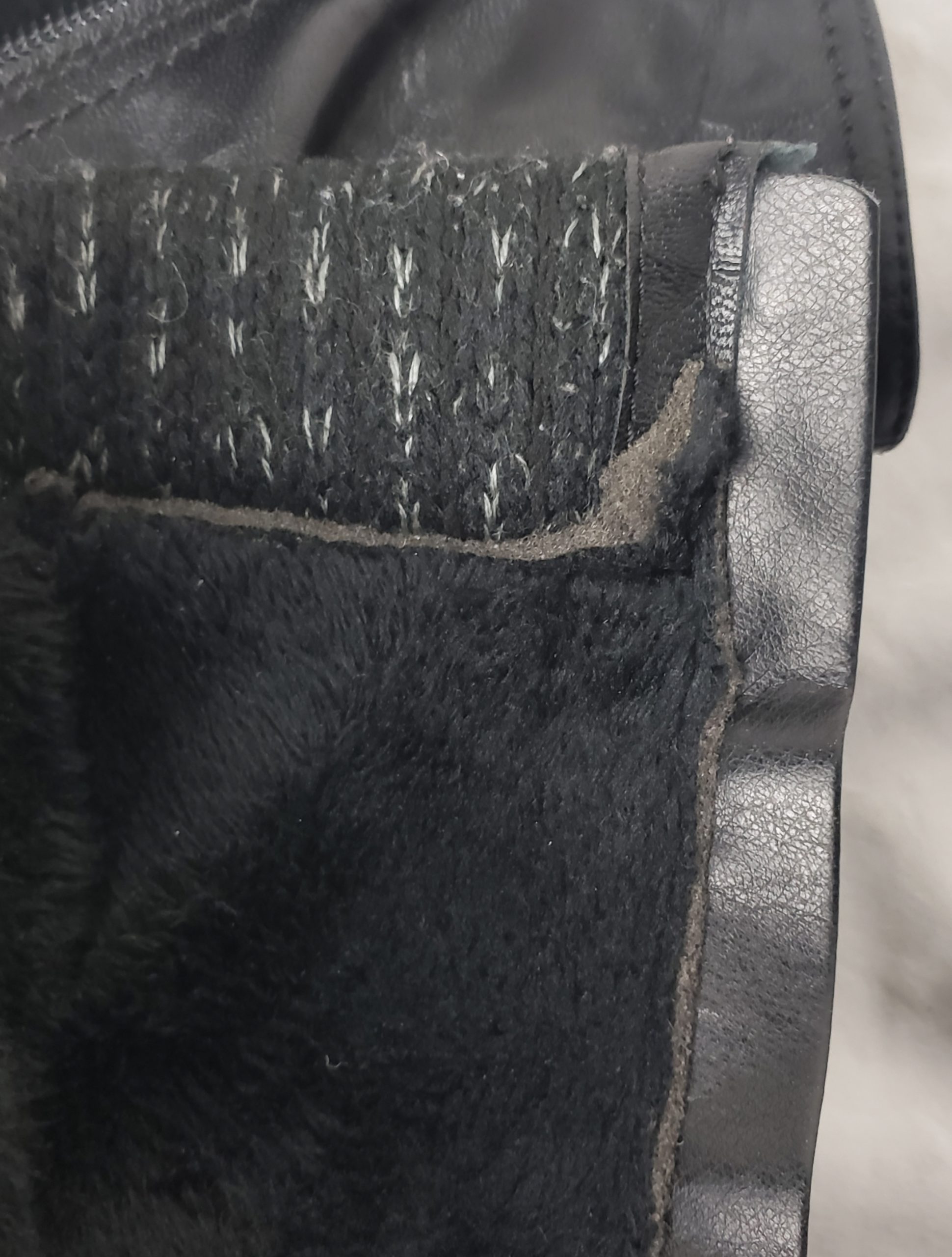 Чорні жіночі черевики PAVERS 37-38 розмір - стильне демісезонне взуття в ідеальному стані 5 Чорні жіночі черевики PAVERS 37-38 розмір - стильне демісезонне взуття в ідеальному стані - Зображення 5