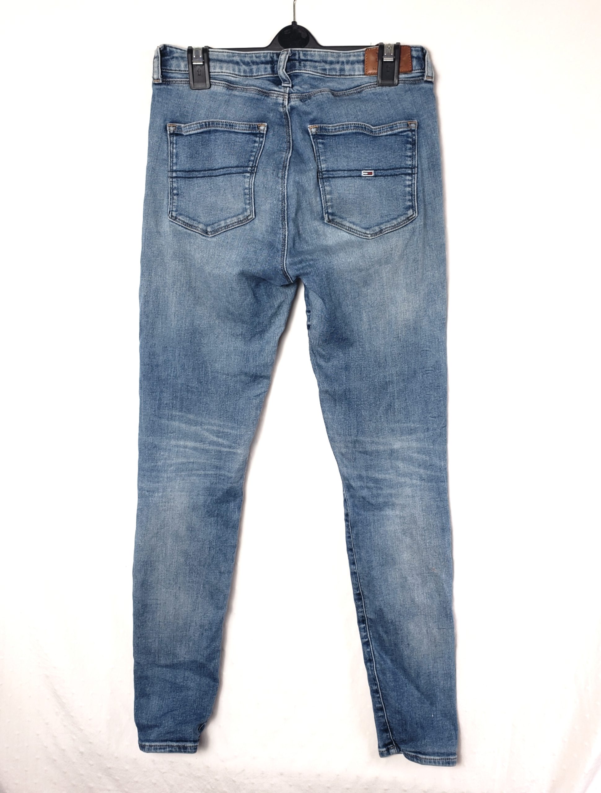 Tommy Jeans TJ 2008 High Rise Super Skinny - жіночі джинси з високою посадкою в ідеальному стані 2 Tommy Jeans TJ 2008 High Rise Super Skinny - жіночі джинси з високою посадкою в ідеальному стані - Зображення 2