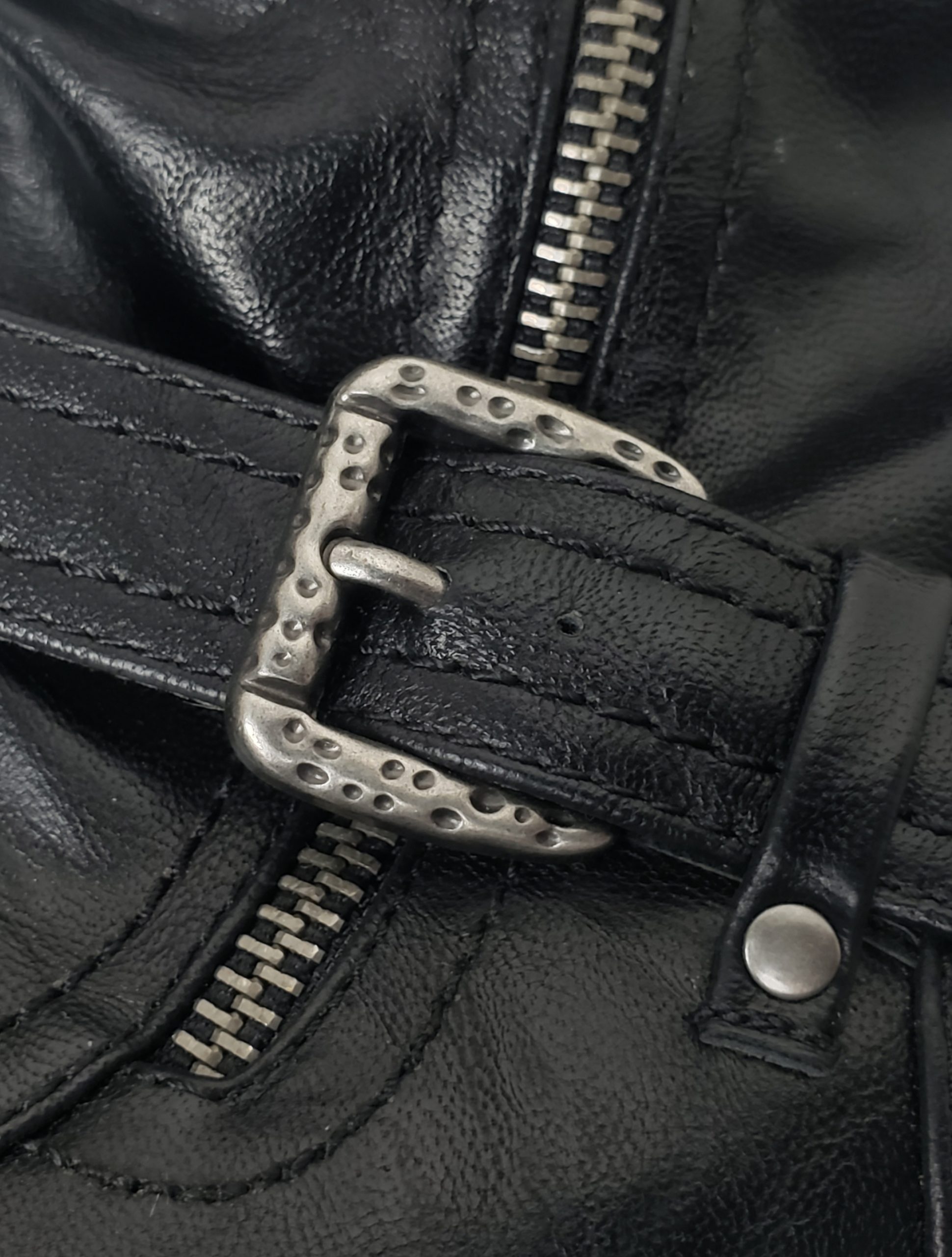 Чорні жіночі черевики PAVERS 37-38 розмір - стильне демісезонне взуття в ідеальному стані 8 Чорні жіночі черевики PAVERS 37-38 розмір - стильне демісезонне взуття в ідеальному стані - Зображення 8