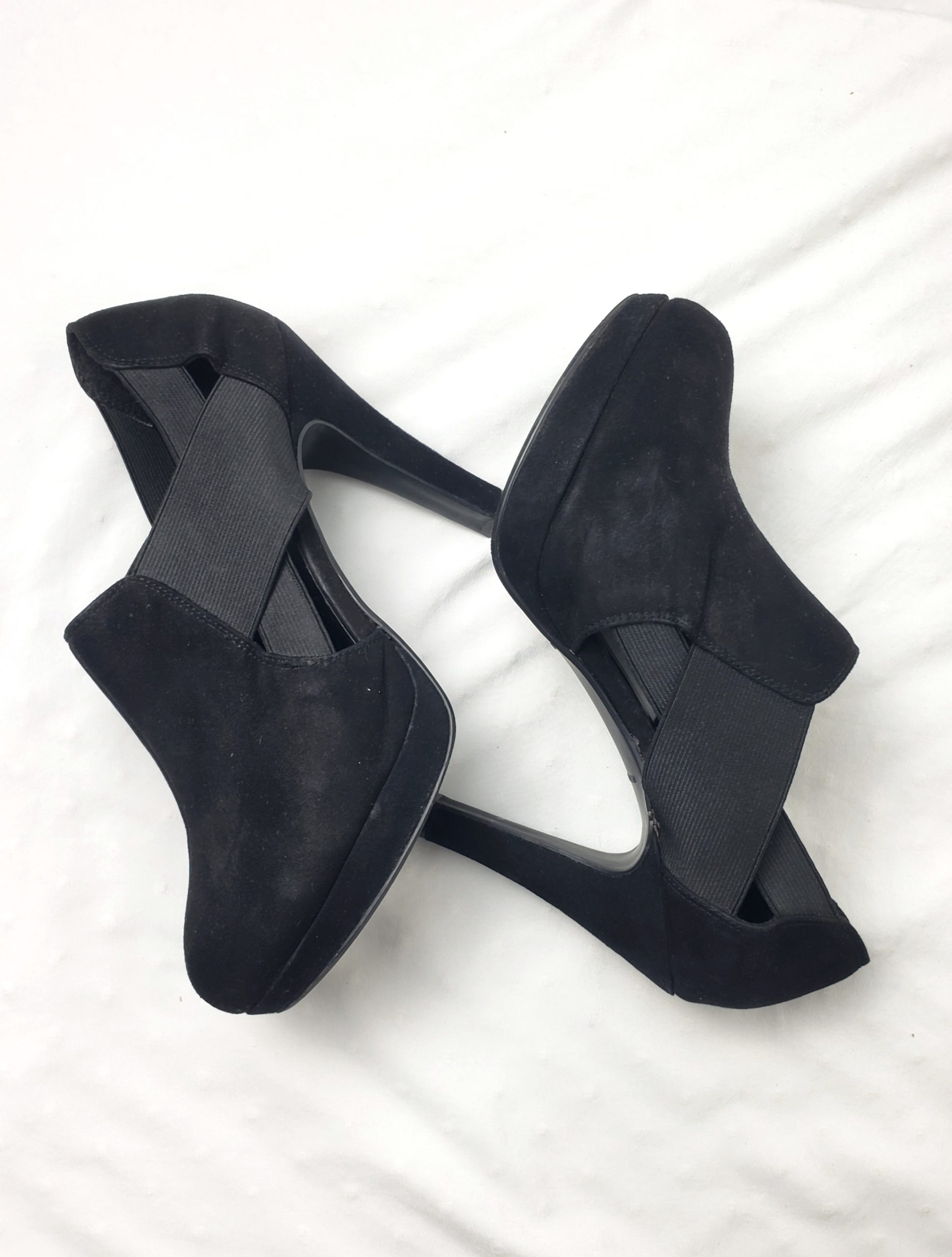 Стильні чорні замшеві туфлі New Look 38 розмір - елегантний каблук 12 см для модних жінок 2 Стильні чорні замшеві туфлі New Look 38 розмір - елегантний каблук 12 см для модних жінок - Зображення 2