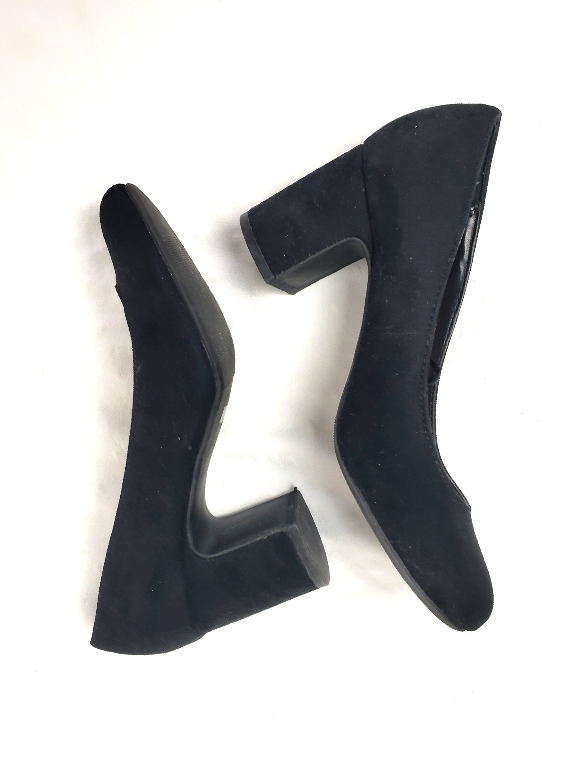 Класичні чорні туфлі Tesco (F&F) на стійкому блочному каблуці, еко-замша, р. 36 5 Класичні чорні туфлі Tesco (F&F) на стійкому блочному каблуці, еко-замша, р. 36 - Зображення 5