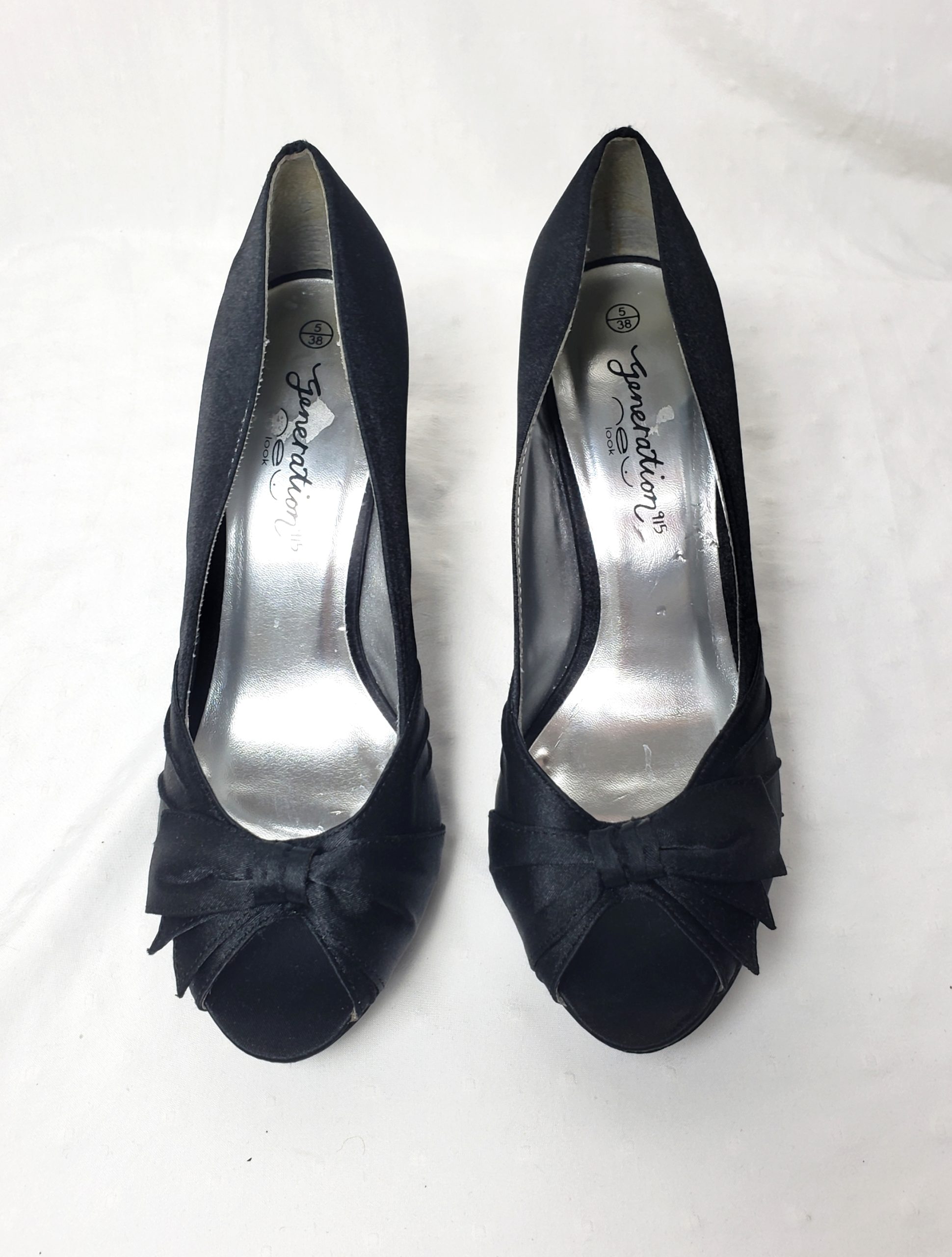 Літні чорні туфлі на каблуку 10 см розмір 38 - елегантне взуття для офісу та свят 6 Літні чорні туфлі на каблуку 10 см розмір 38 - елегантне взуття для офісу та свят - Зображення 6