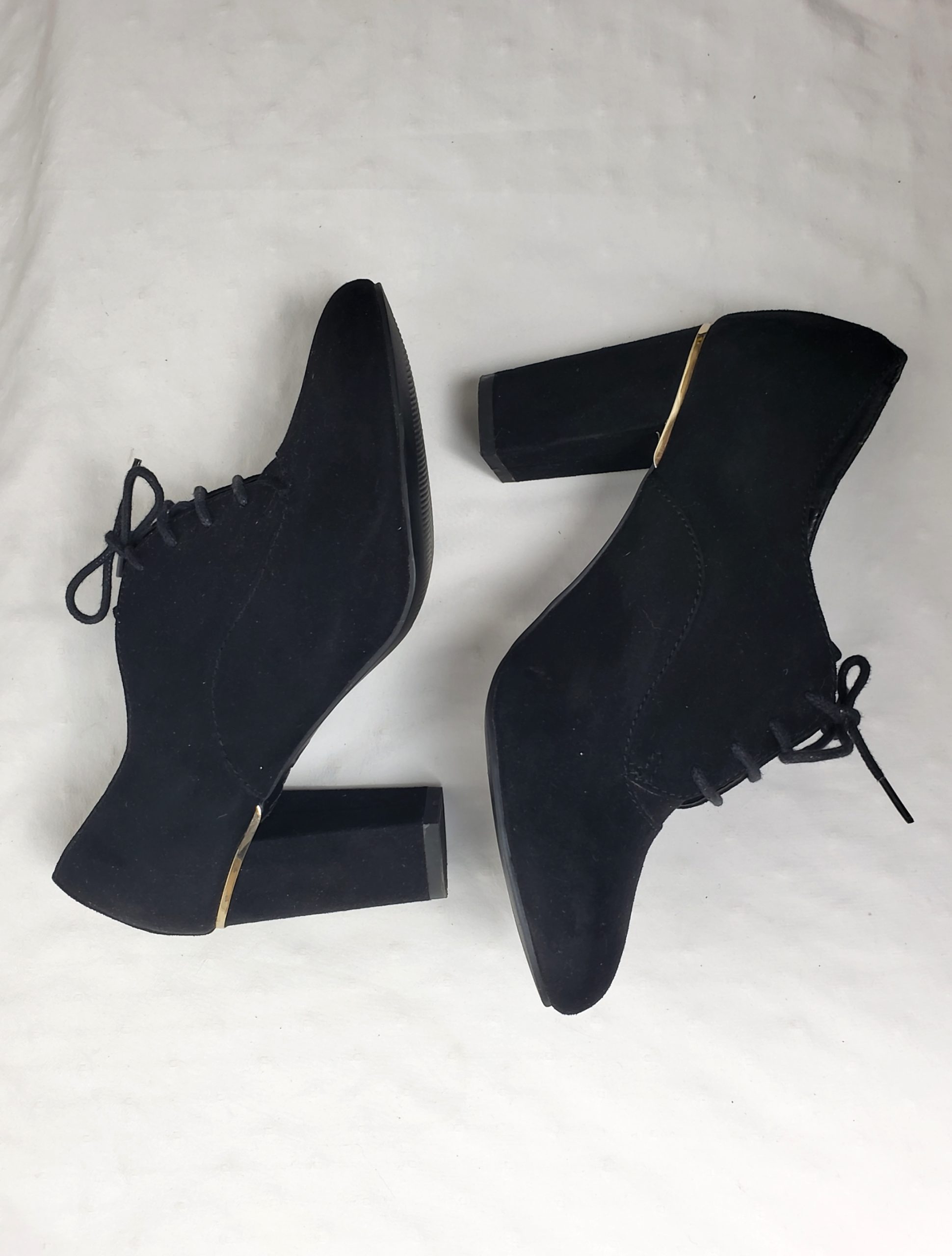 Чорні жіночі черевики New Look 37 розмір на каблуку - ідеальні для офісу та особливих подій 6 Чорні жіночі черевики New Look 37 розмір на каблуку - ідеальні для офісу та особливих подій - Зображення 6